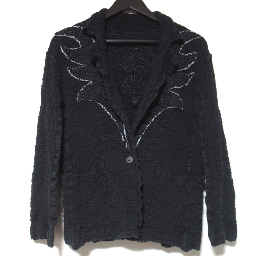 【美品✨】ISSEY MIYAKE カリフラワージャケット　洗える　黒　日本製 美品✨】ISSEY MIYAKE カリフラワージャケット 洗える 黒 日本製