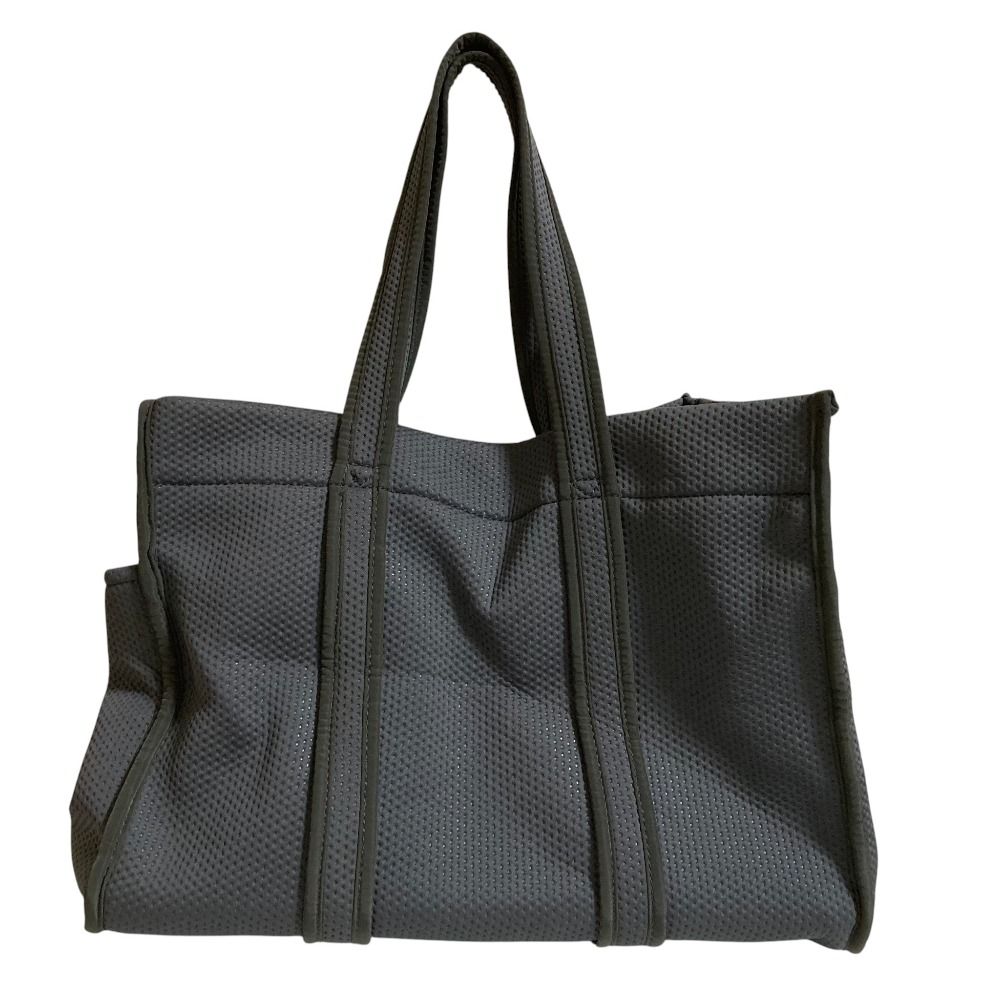 良品 OLLEBOREBLA オレボレブラ アルベロベロ ぶたさん刺繍 ワッペン