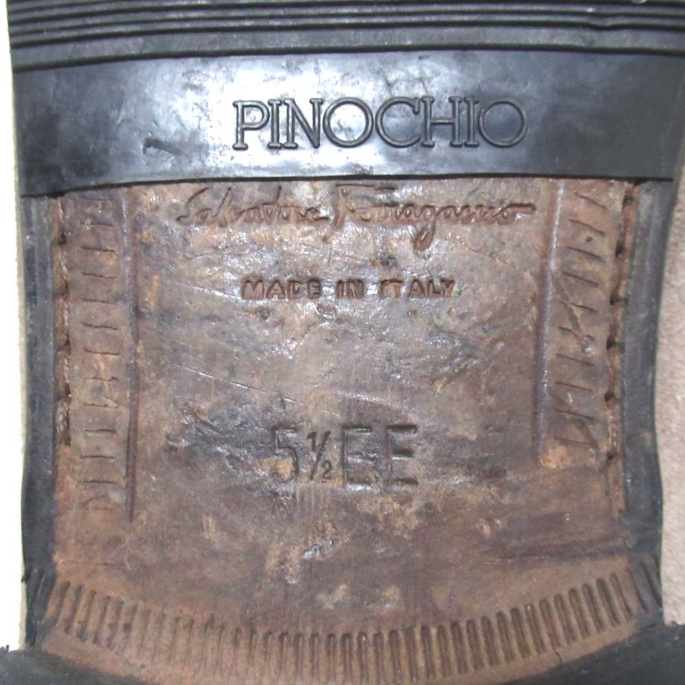 Ferragamo サルヴァトーレフェラガモ