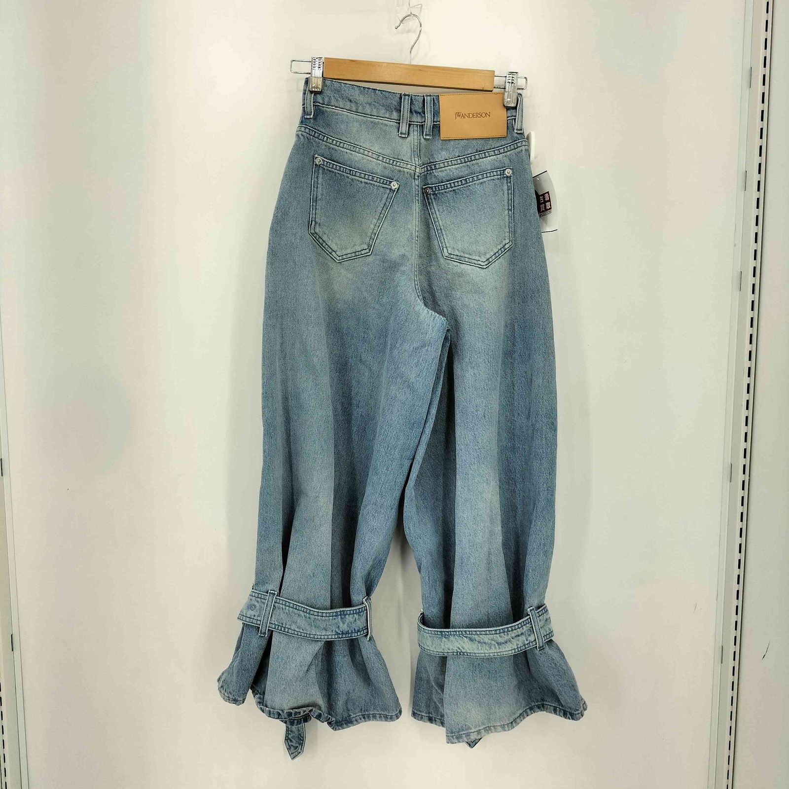 ジェイダブリューアンダーソン JW BUCKLED CUFF DENIM JEANS バックルカフデニムジーンズ レディース 24