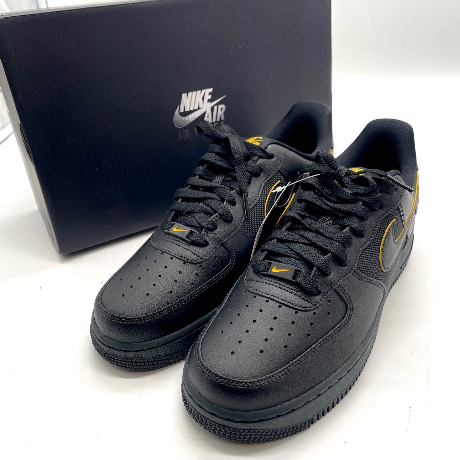 未使用品 NIKE ナイキ スニーカー 靴 エアフォース1 FZ4617-001 レザー 