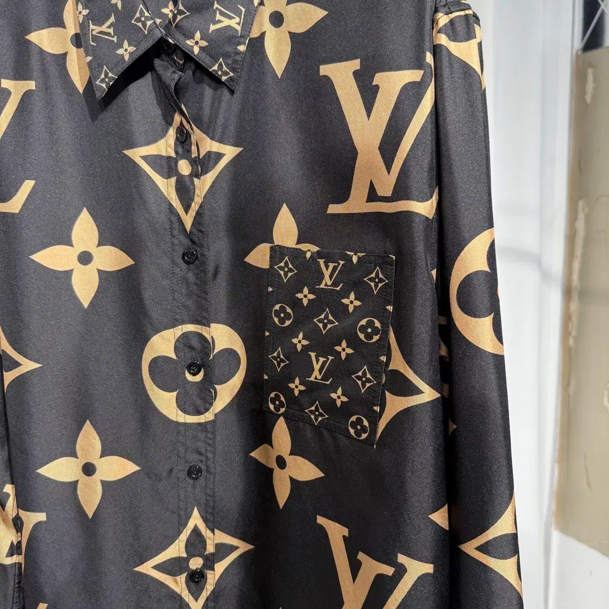 ルイヴィトン ミックス モノグラム マスキュリン シャツ - メルカリ