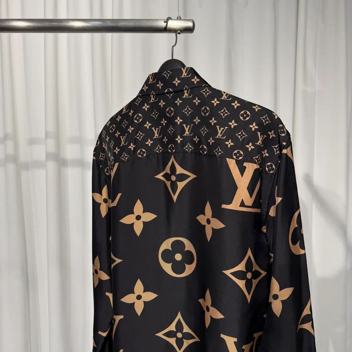 ルイヴィトン ミックス モノグラム マスキュリン シャツ - メルカリ