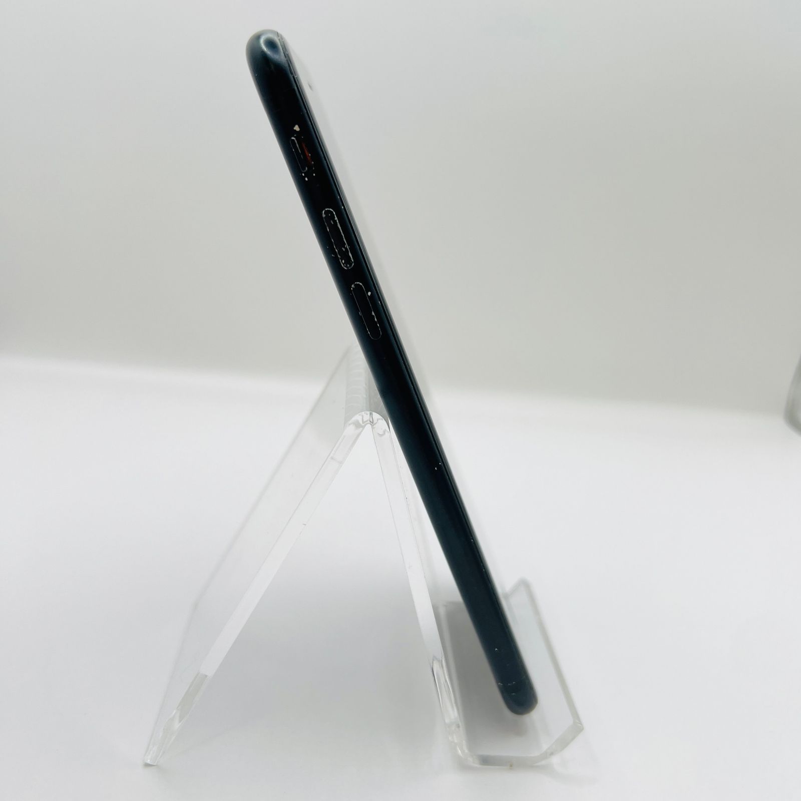 au iPhone7 32GB ブラック MNCE2J/A SIMロック解除済み 利用制限〇