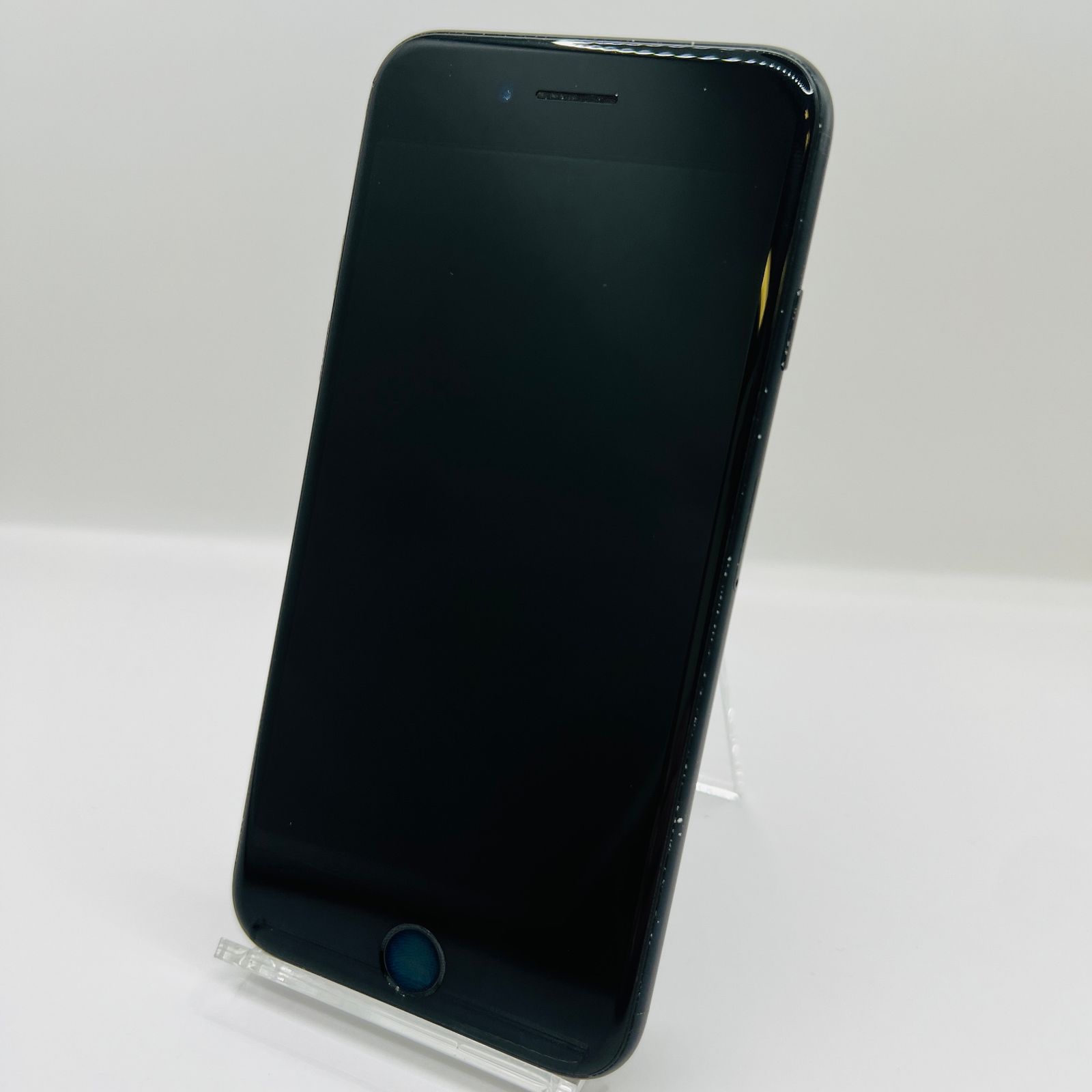 au iPhone7 32GB ブラック MNCE2J/A SIMロック解除済み 利用制限〇