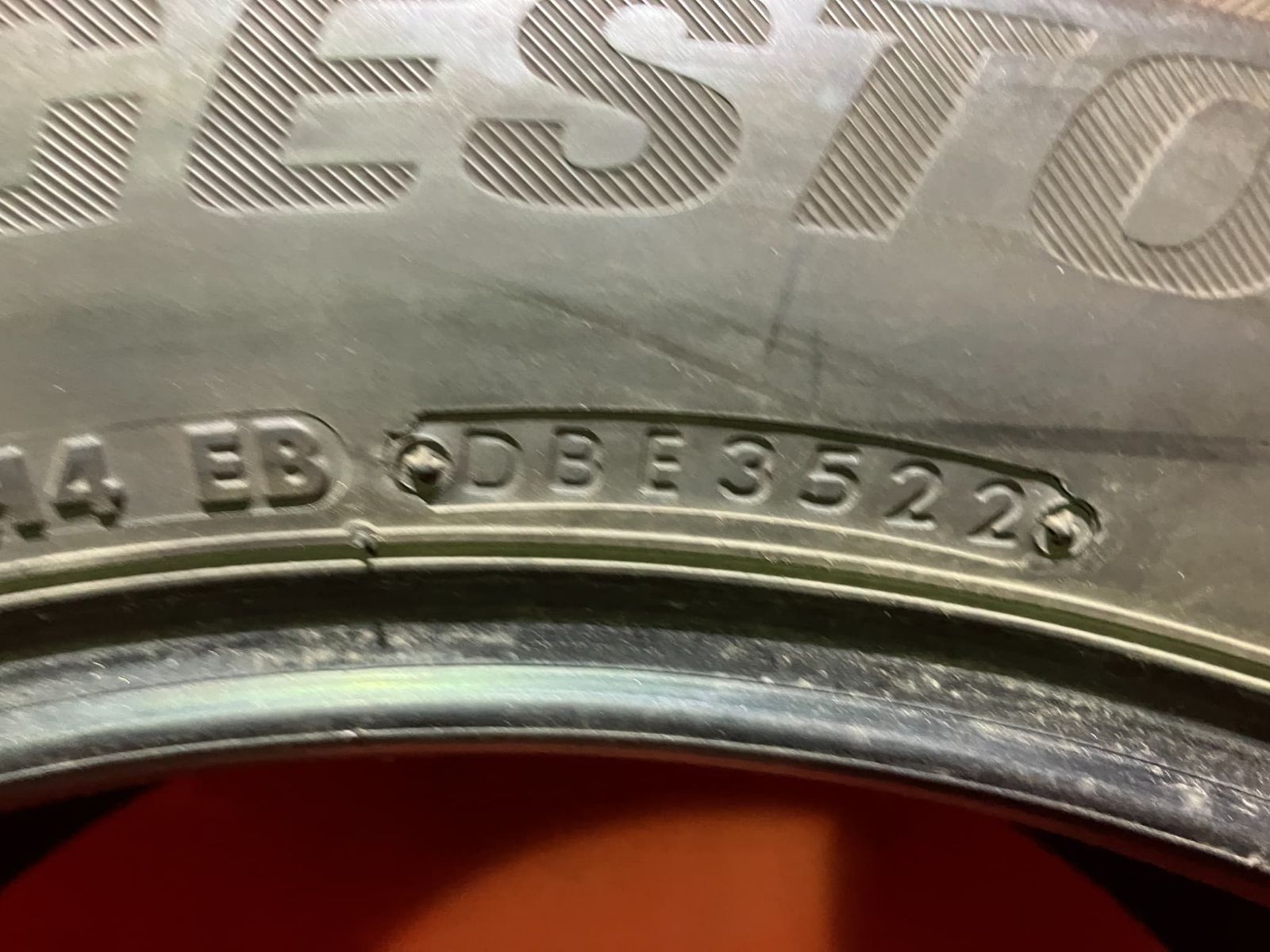 スタッドレスタイヤ 255|55