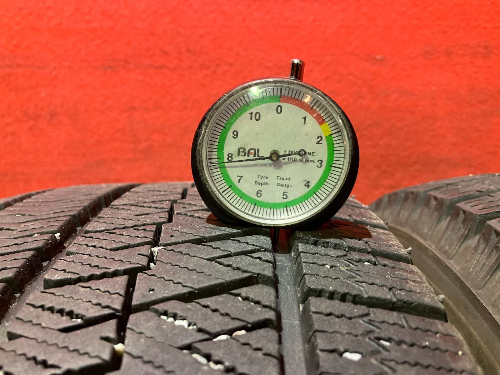  スタッドレスタイヤ 215|55 R 16 VRX 2 4本SET 16インチ スタッドレス