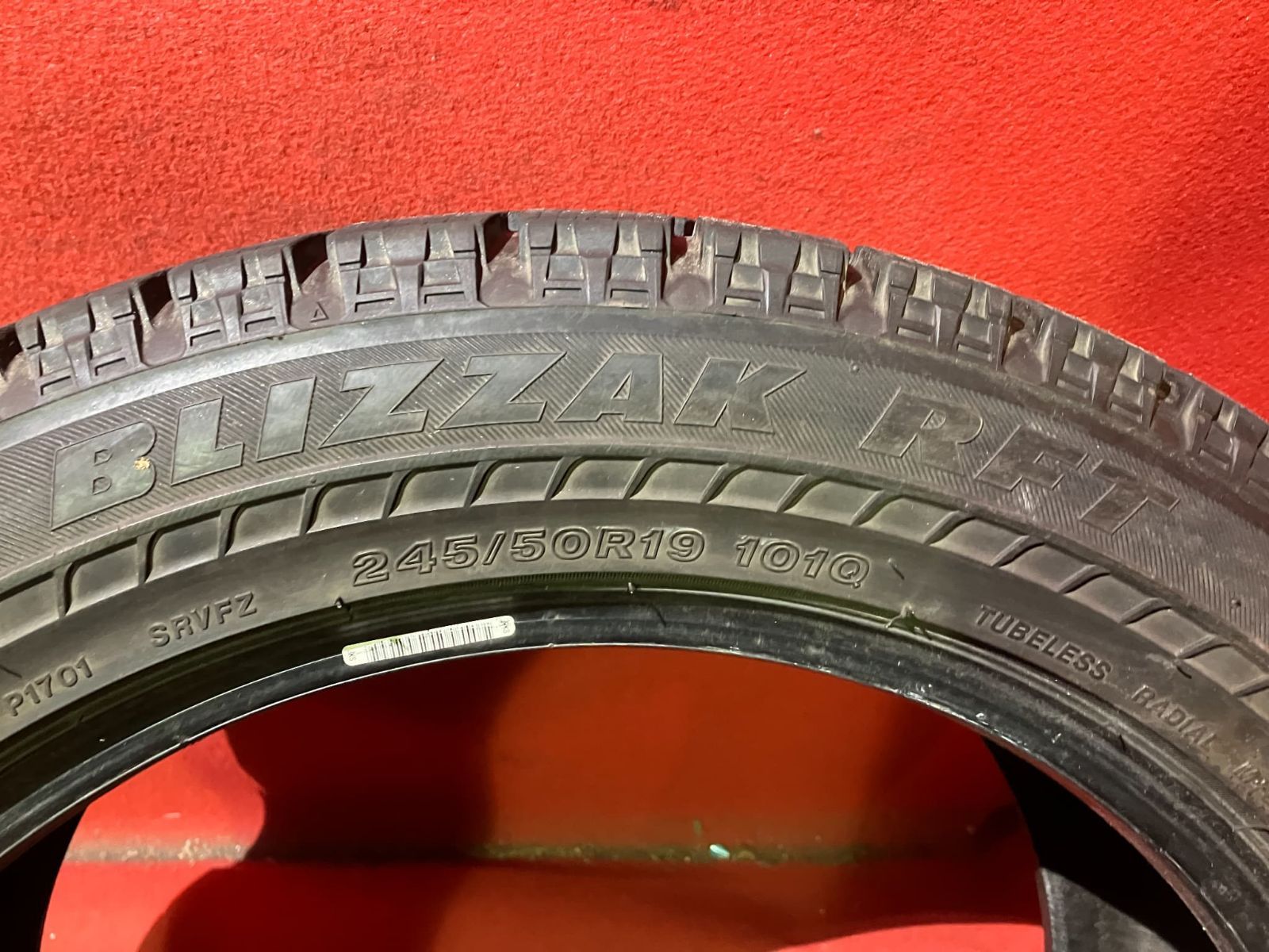 スタッドレスタイヤ