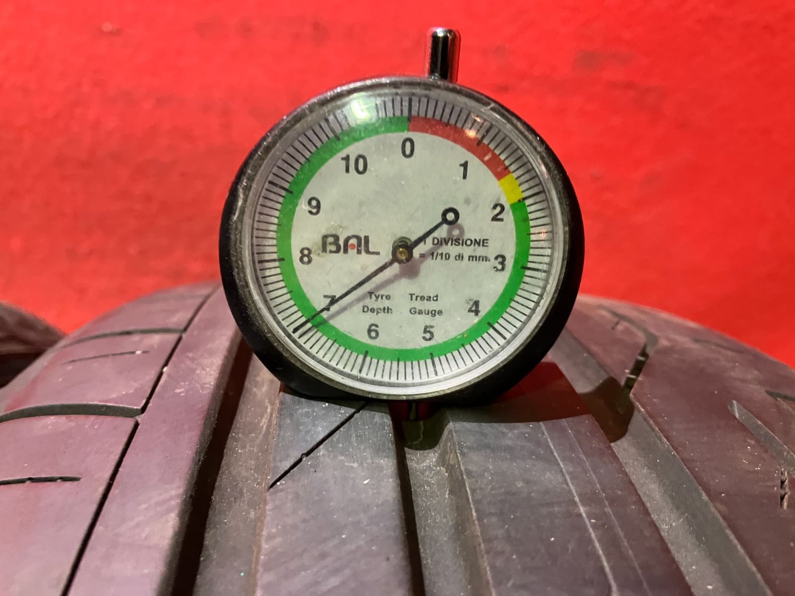 サマータイヤ 205|50 R 17 T 001 4本SET