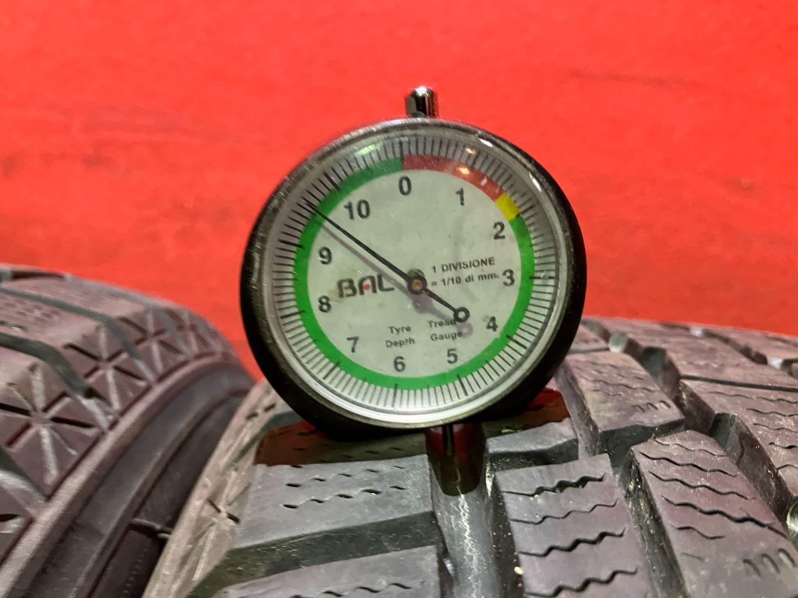  スタッドレスタイヤ 215|50 R 18 ICE NAVI SUV 4本SET 18インチ スタッドレス