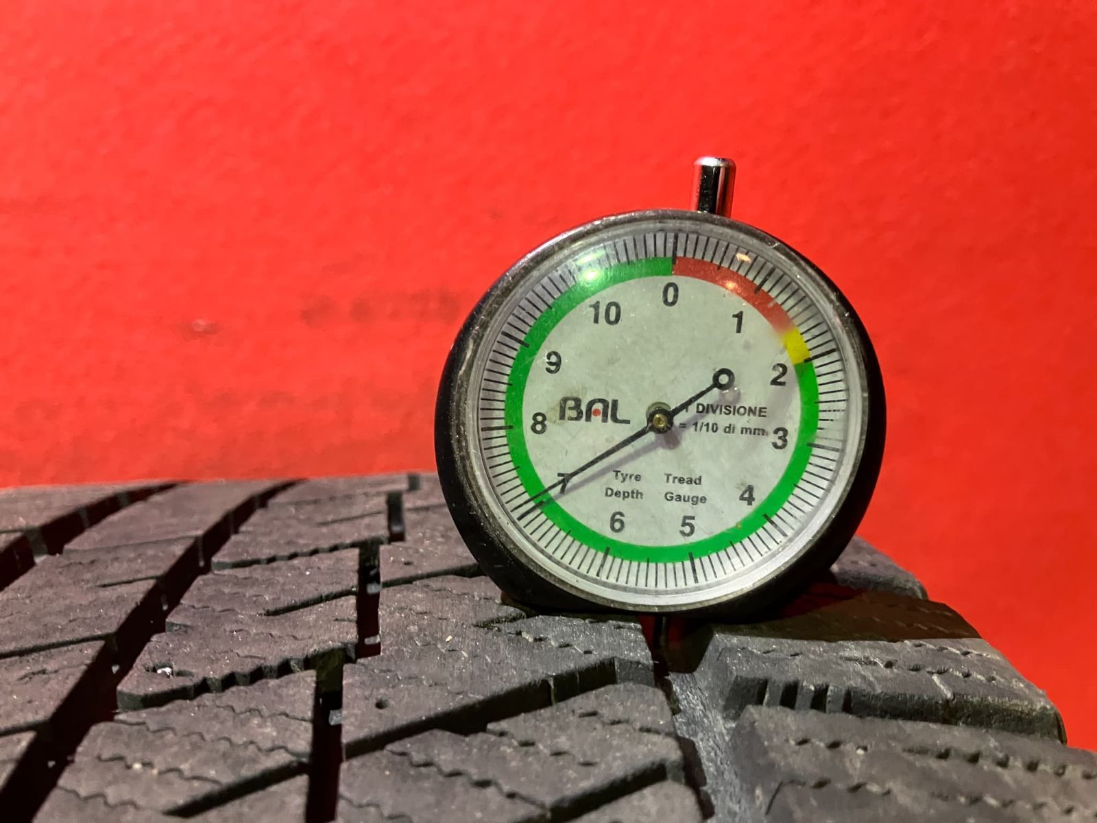 スタッドレスタイヤ 235|55 R 18 VRX 2 4本SET