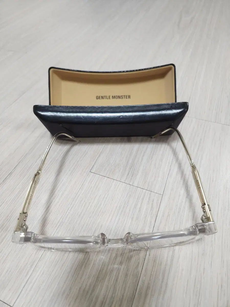 GENTLE MONSTER ジェントルモンスター クボ クリア メガネ