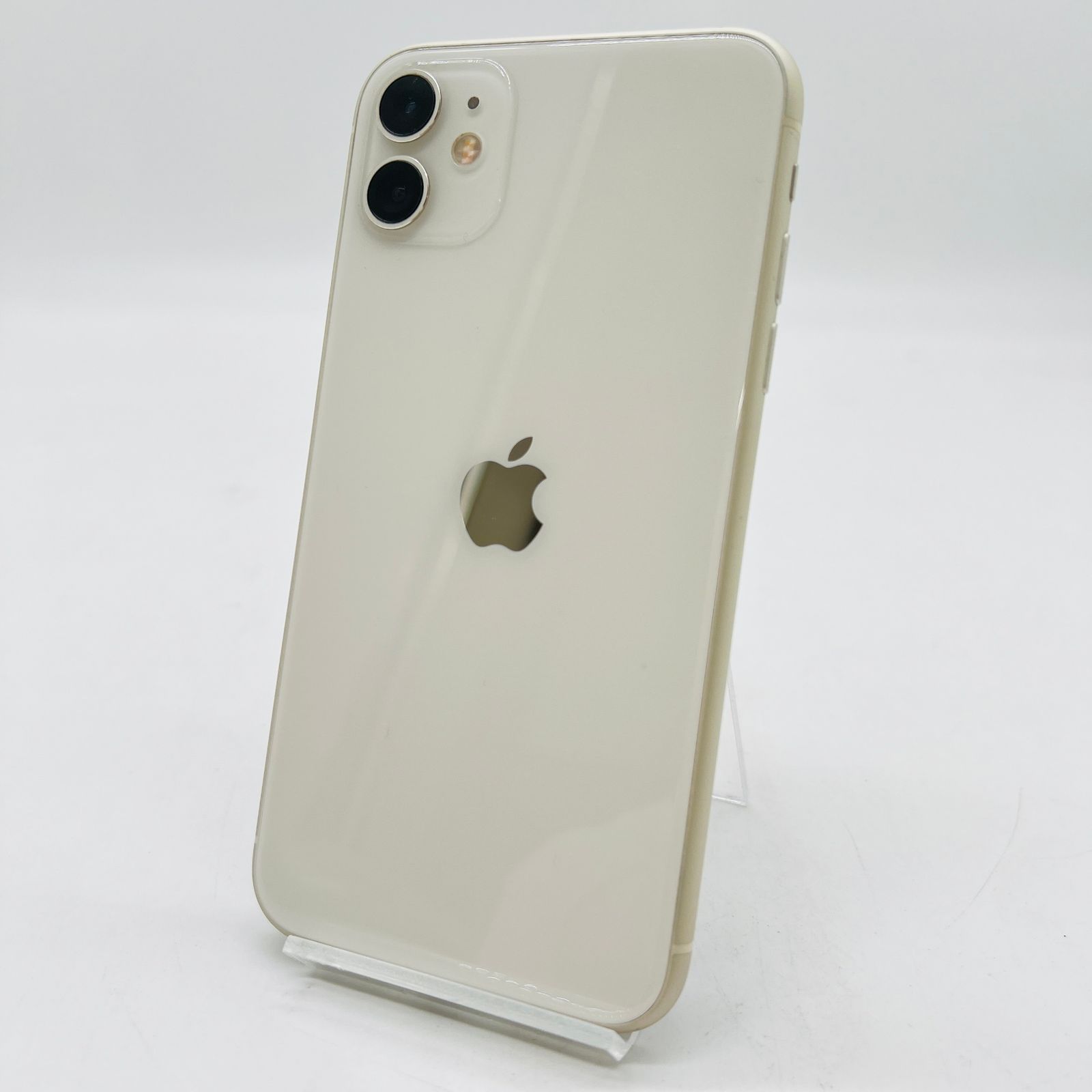 美品★iPhone11★ホワイトMLU2J★64GB★docomoシム docomo iPhone11 64GB ホワイト MWLU2J/A SIMロック解除済み 動作確認