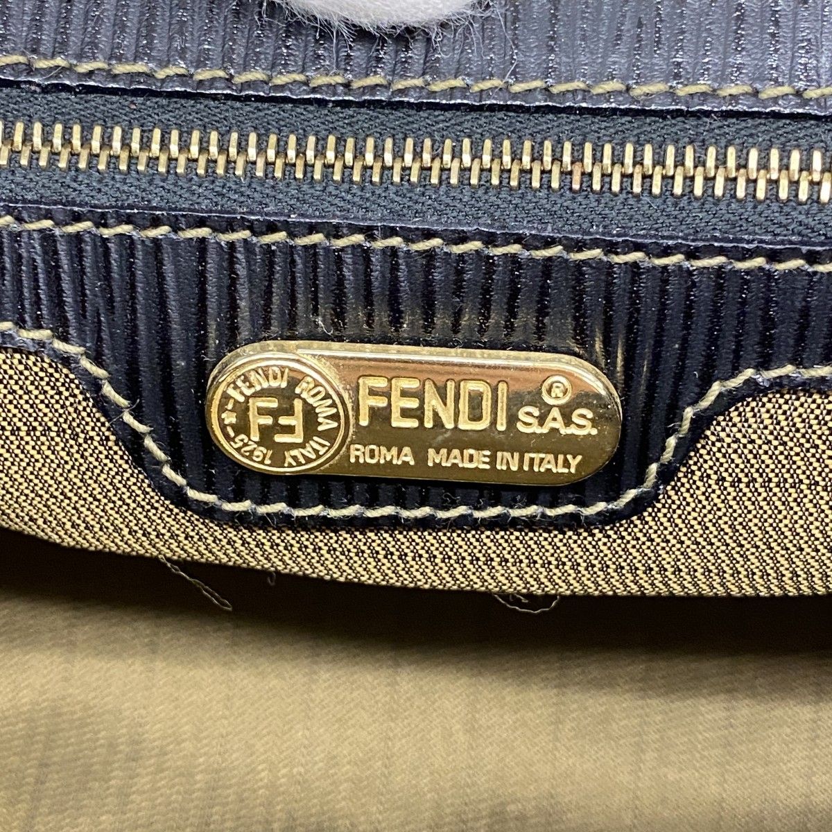 ☆SALE【5pd5723-k】フェンディ ハンドバッグ ズッカ ナイロン