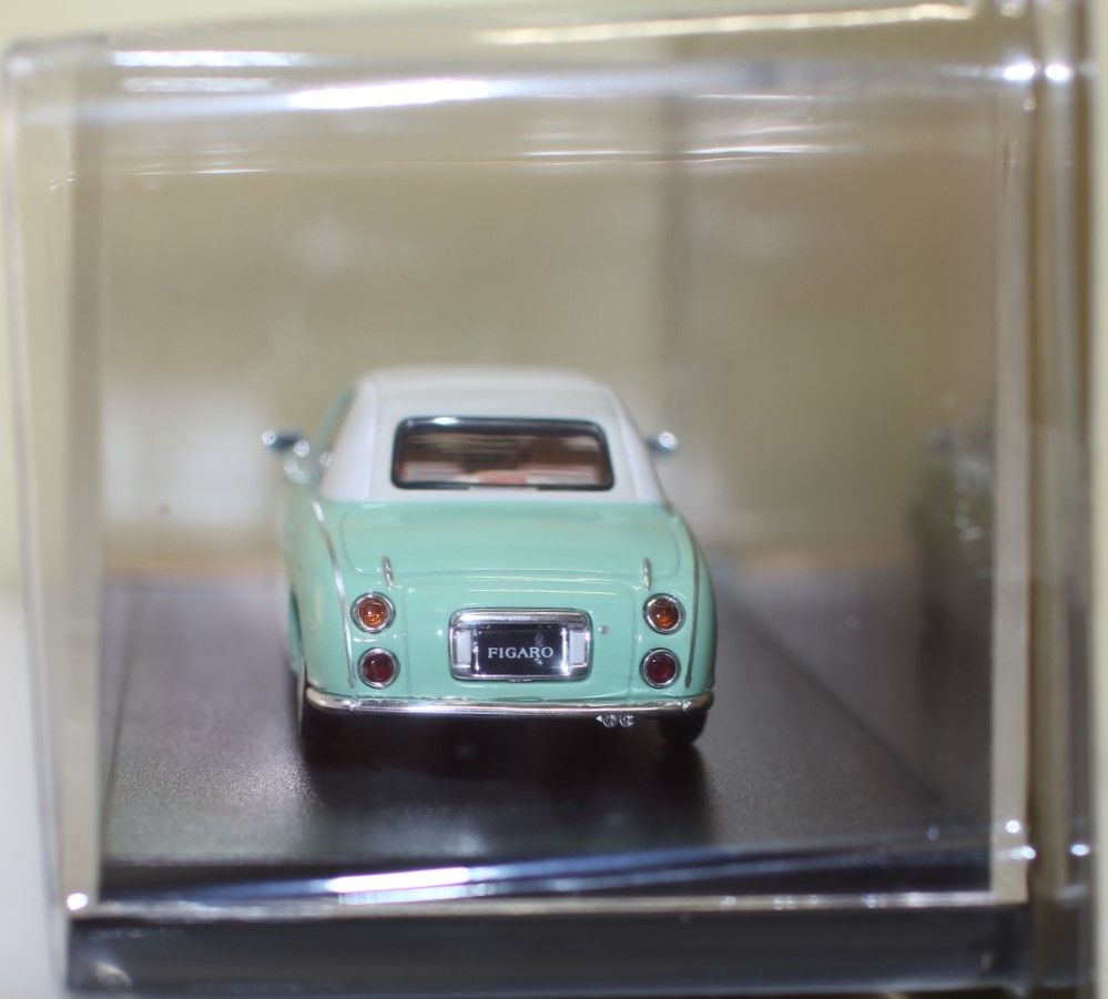 USED 未開封 1/43 国産名車プレミアムコレクション 日産 フィガロ 1991