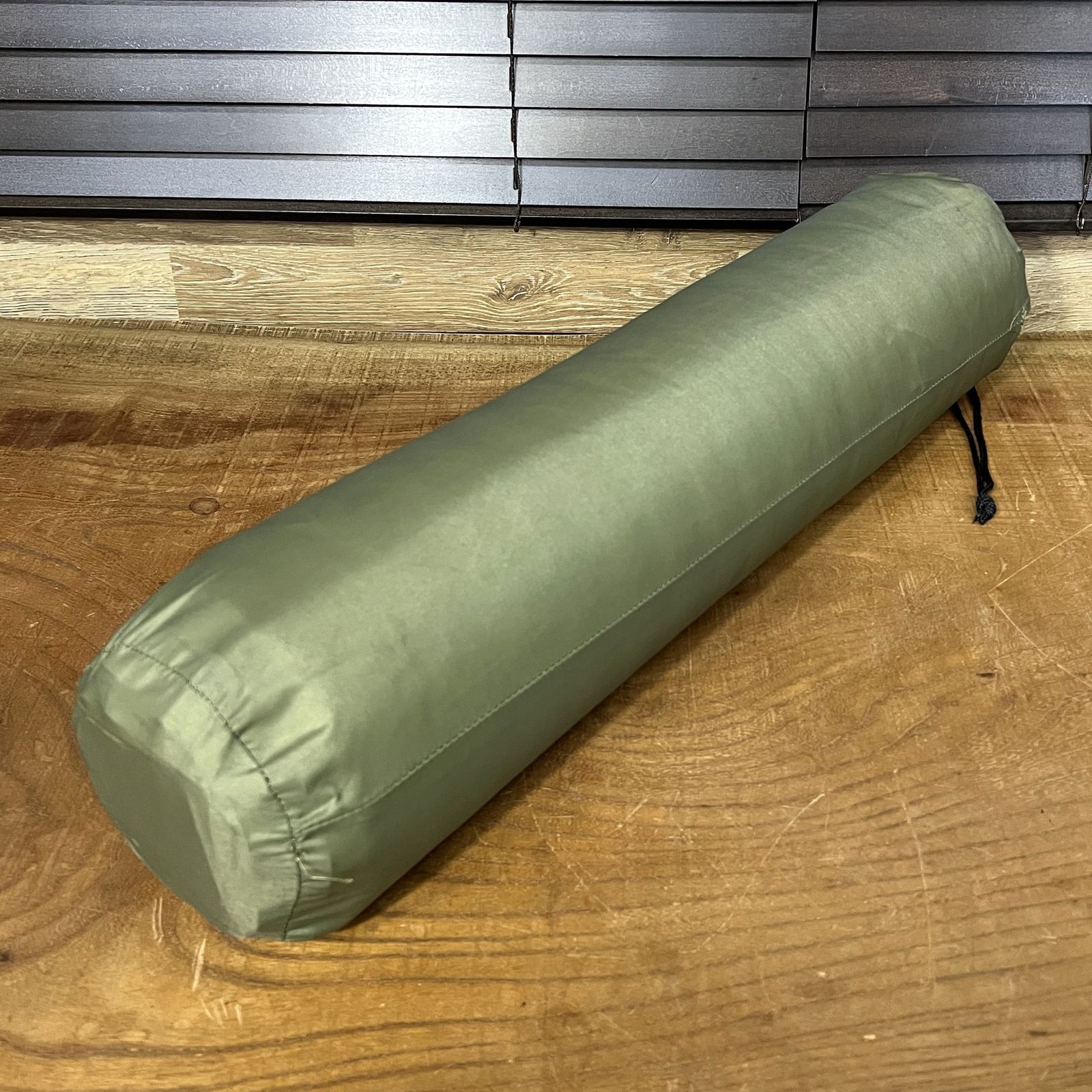 希少 オランダ軍 インフレーターマット オランダ軍放出品 インフレーターマット 断熱マット OD [ 難あり