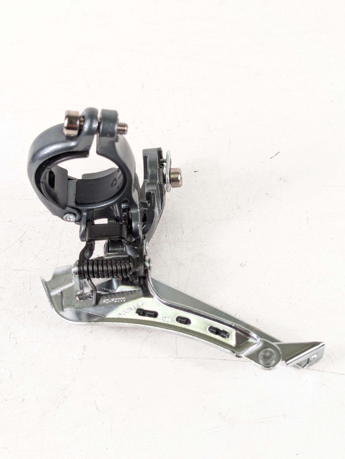 並品】Shimano シマノ Claris FD R2000 31.8mm フロントディレーラー