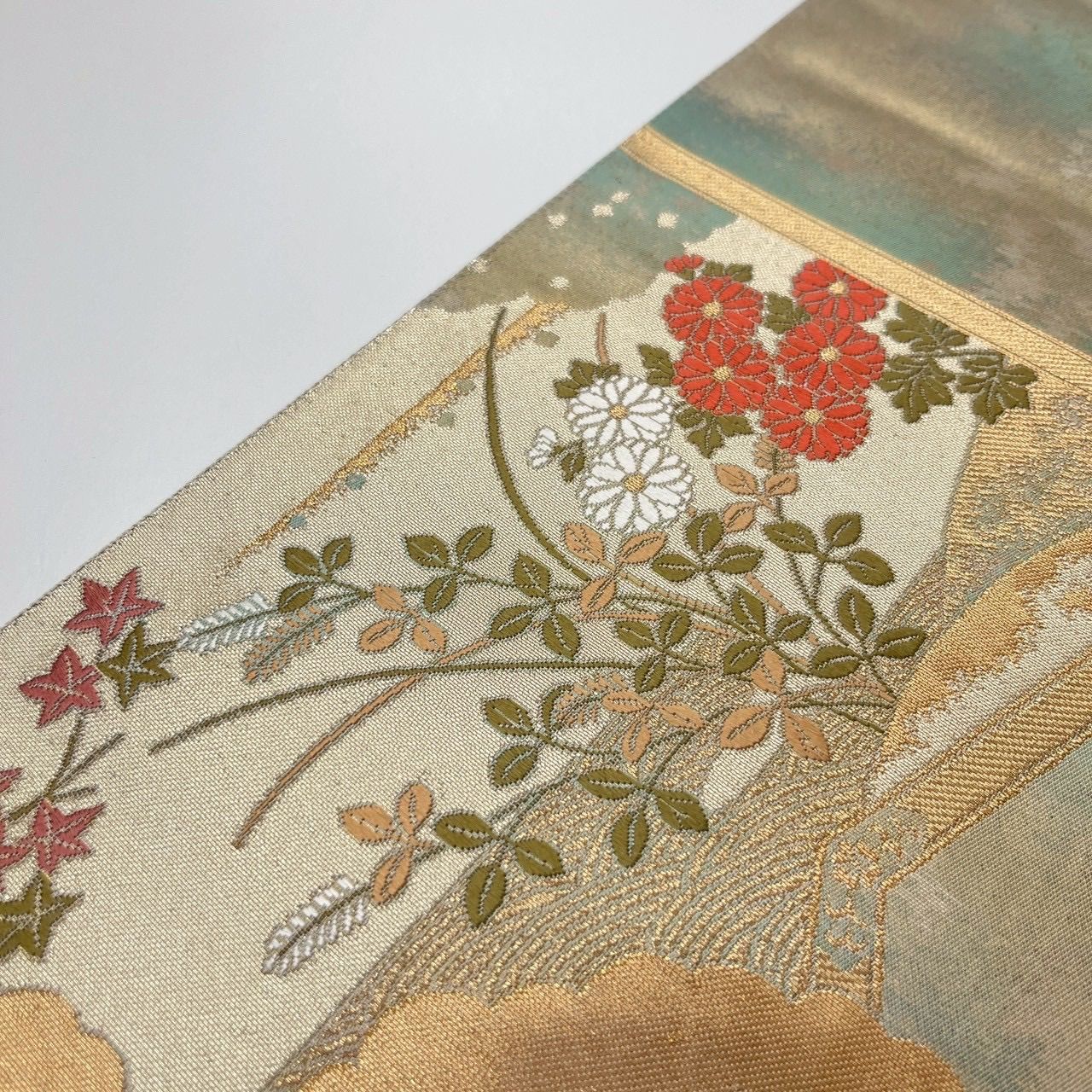 袋帯 金彩 美しい草花 唐織 正絹 MA-3062 - メルカリ