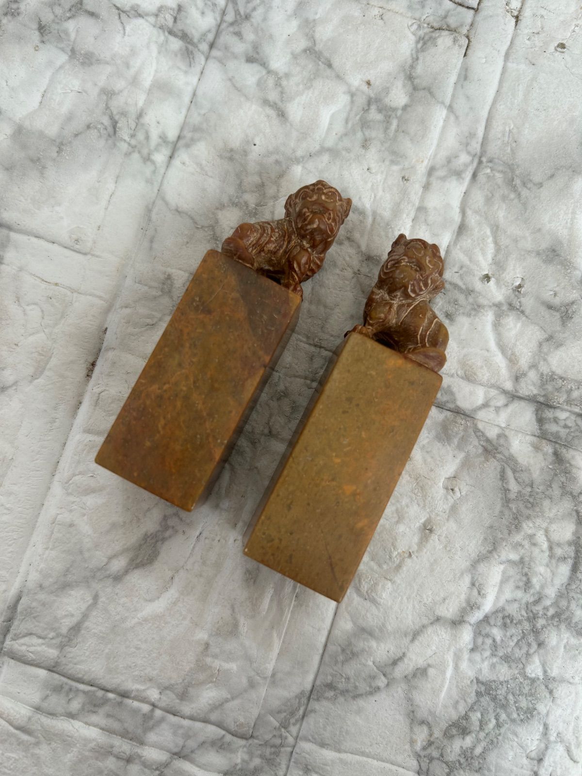 中国印鑑一対 獅子彫り 寿山石 骨董 天然石 時代物 コレクション