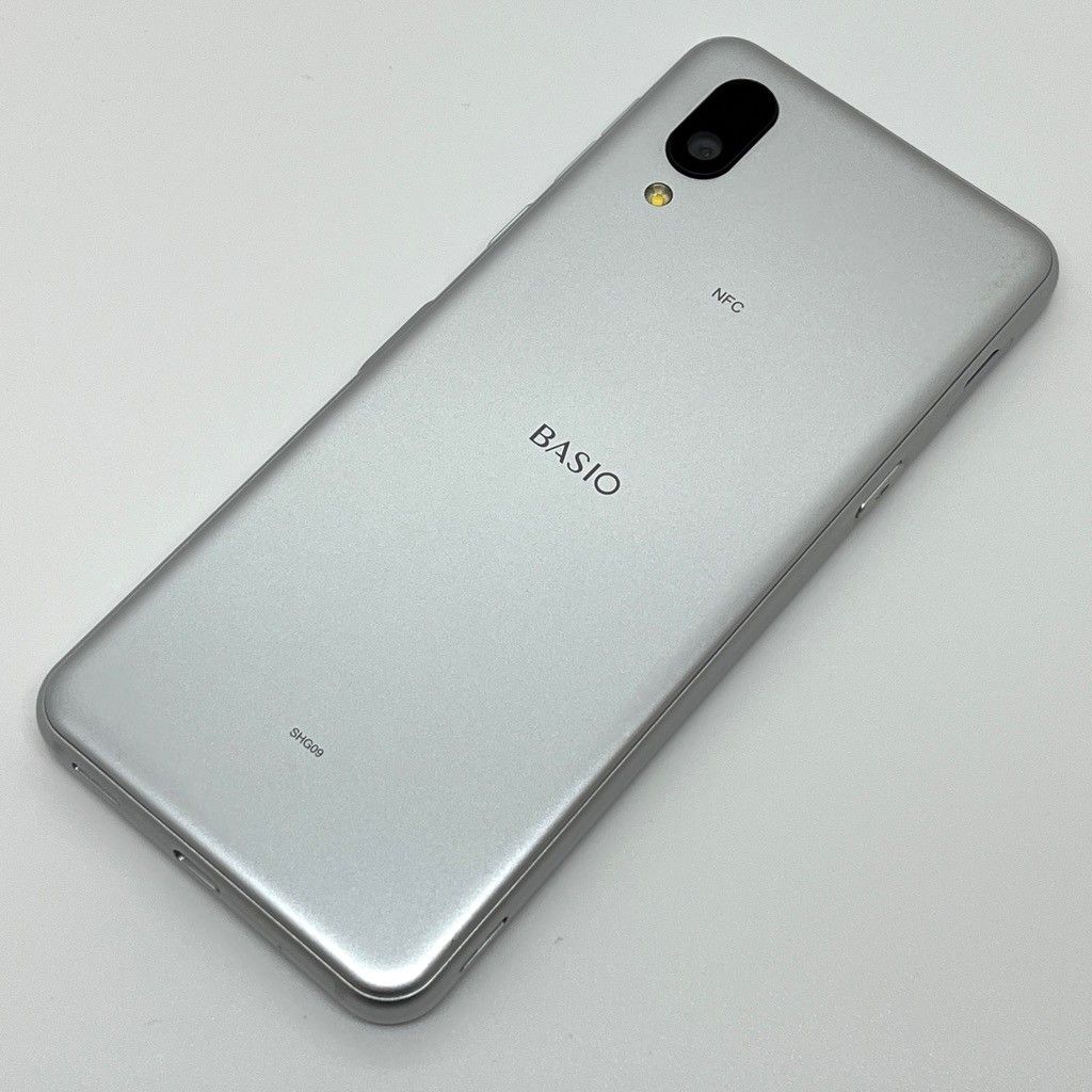 良品】BASIO active SHG09 au SIMフリー 64GB／4GB シルバー 5G対応