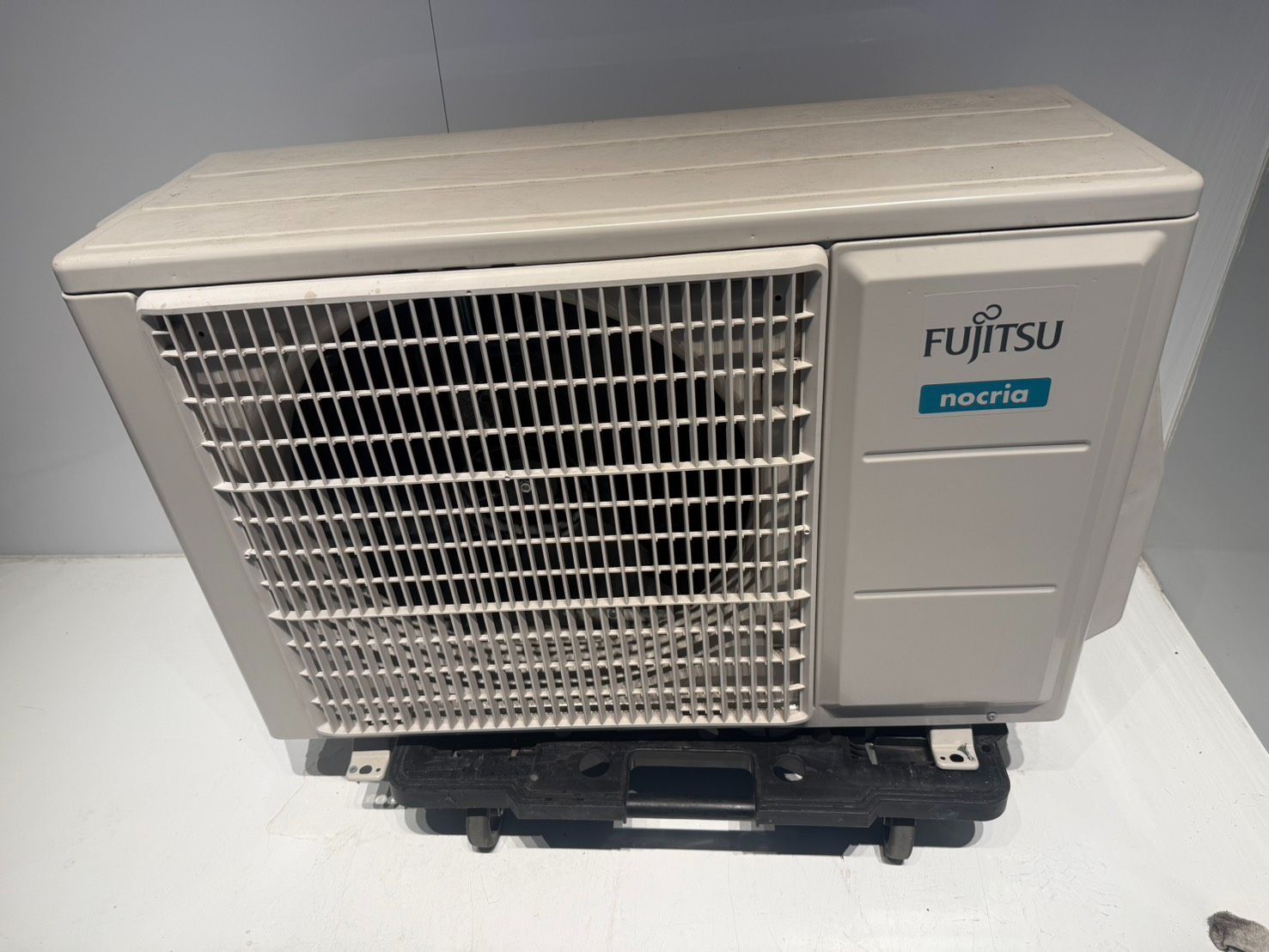 303 DAIKIN 2022年製エアコン 10～12畳用 整備済み - メルカリ