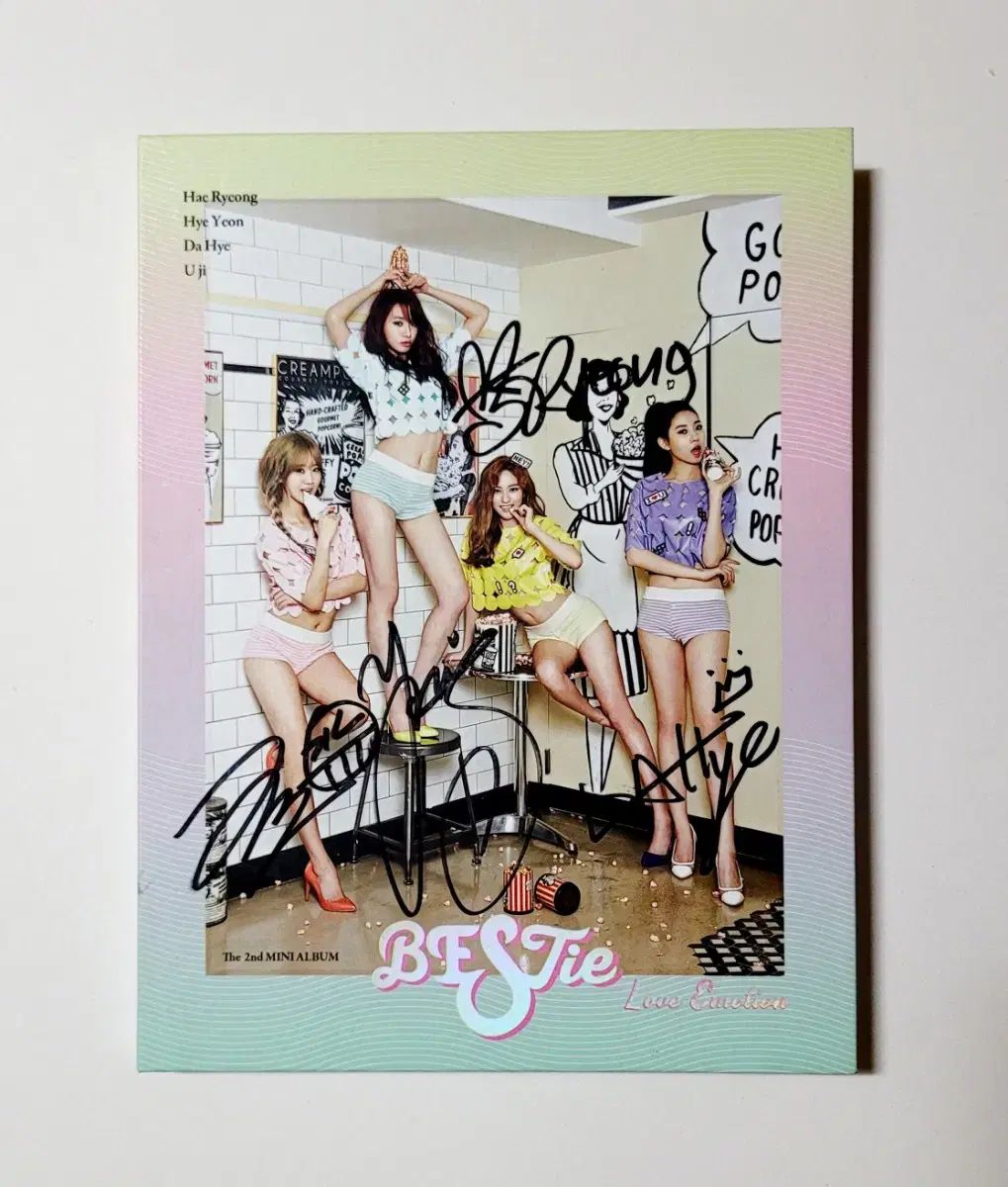 サイン入り盤 ベスティ 2nd ミニ アルバム - メルカリ