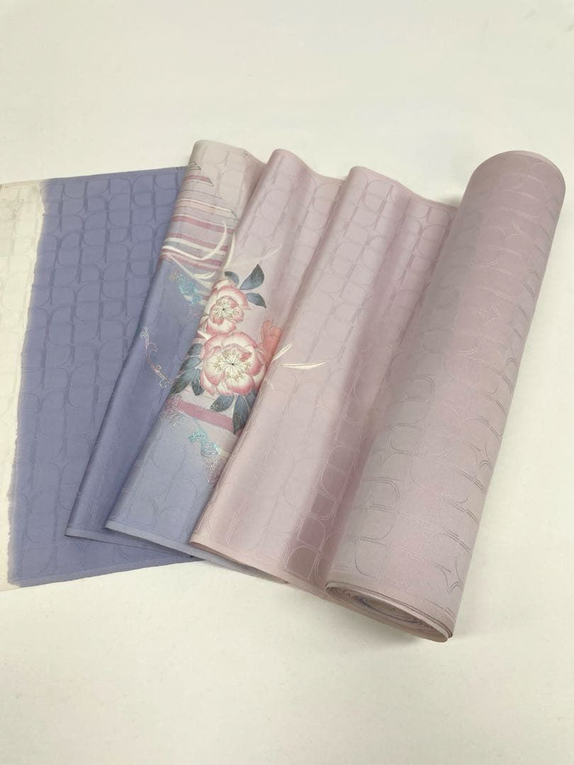 付け下げ 銀彩 金彩 紋意匠 正絹 反物 T9236 - メルカリ