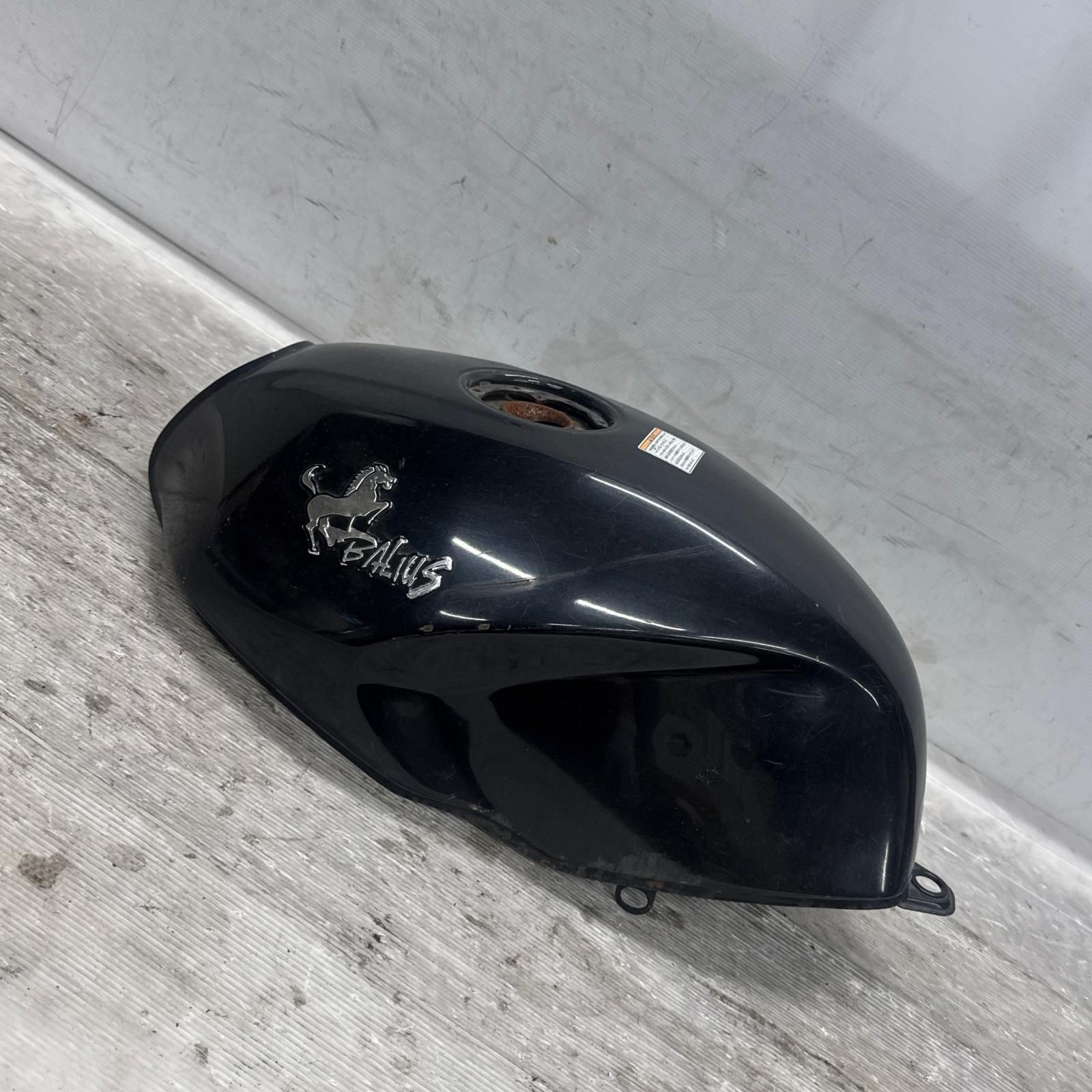 バリオス ZR 250 A ガソリンタンク カワサキ