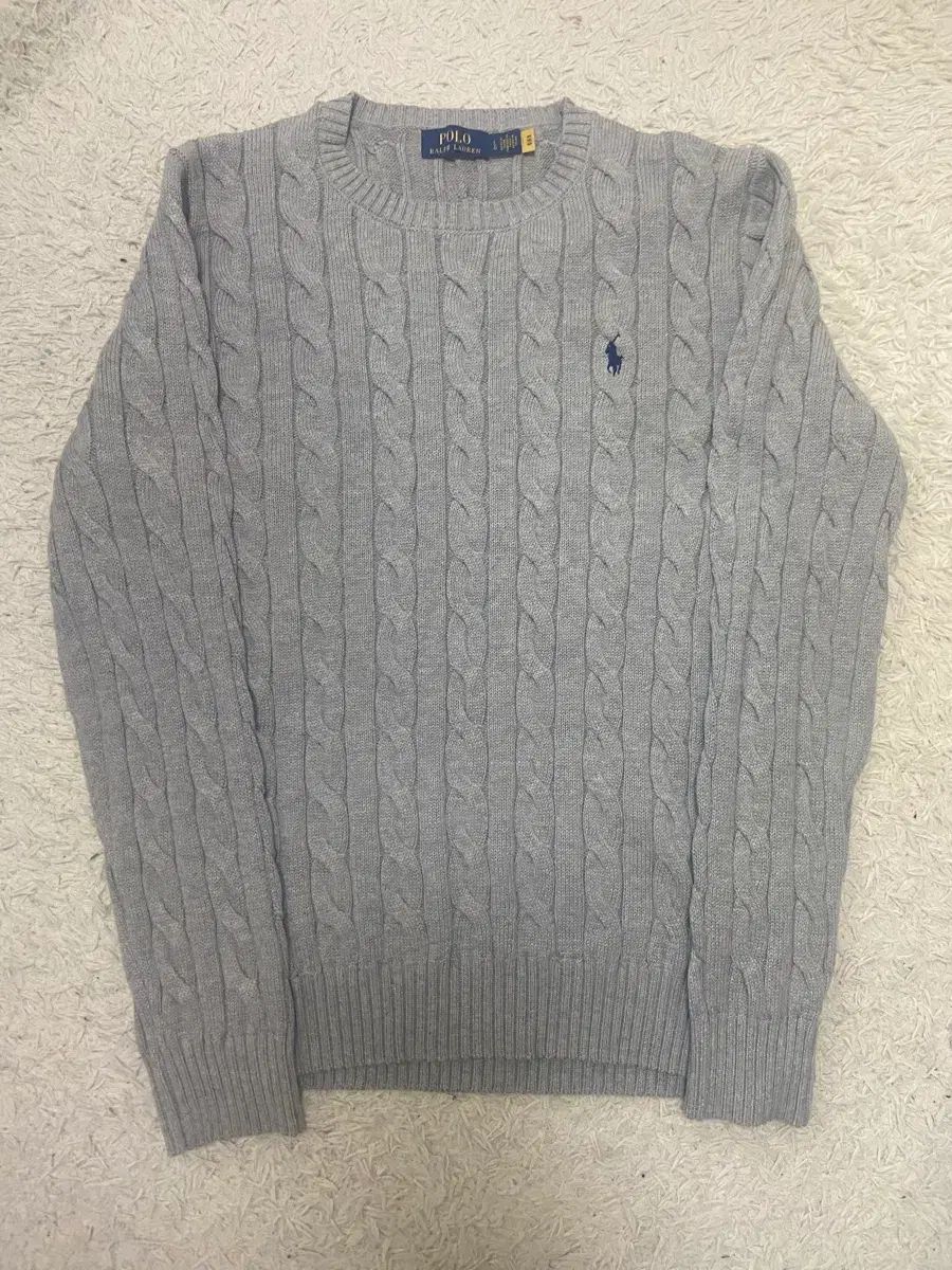 一度も着ていない ポロニット Lサイズ ケーブル編み グレー