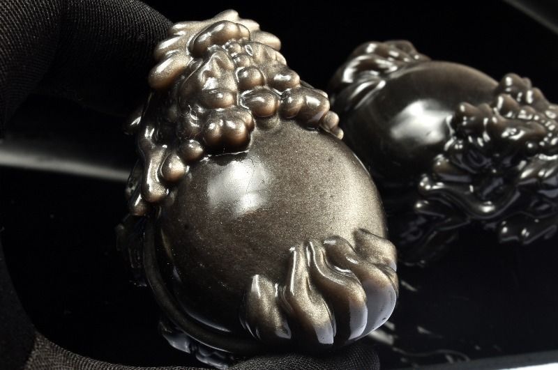 繊細彫刻 シルバーオブシディアン 53x39x33mm 龍亀彫刻 置物 1個売り