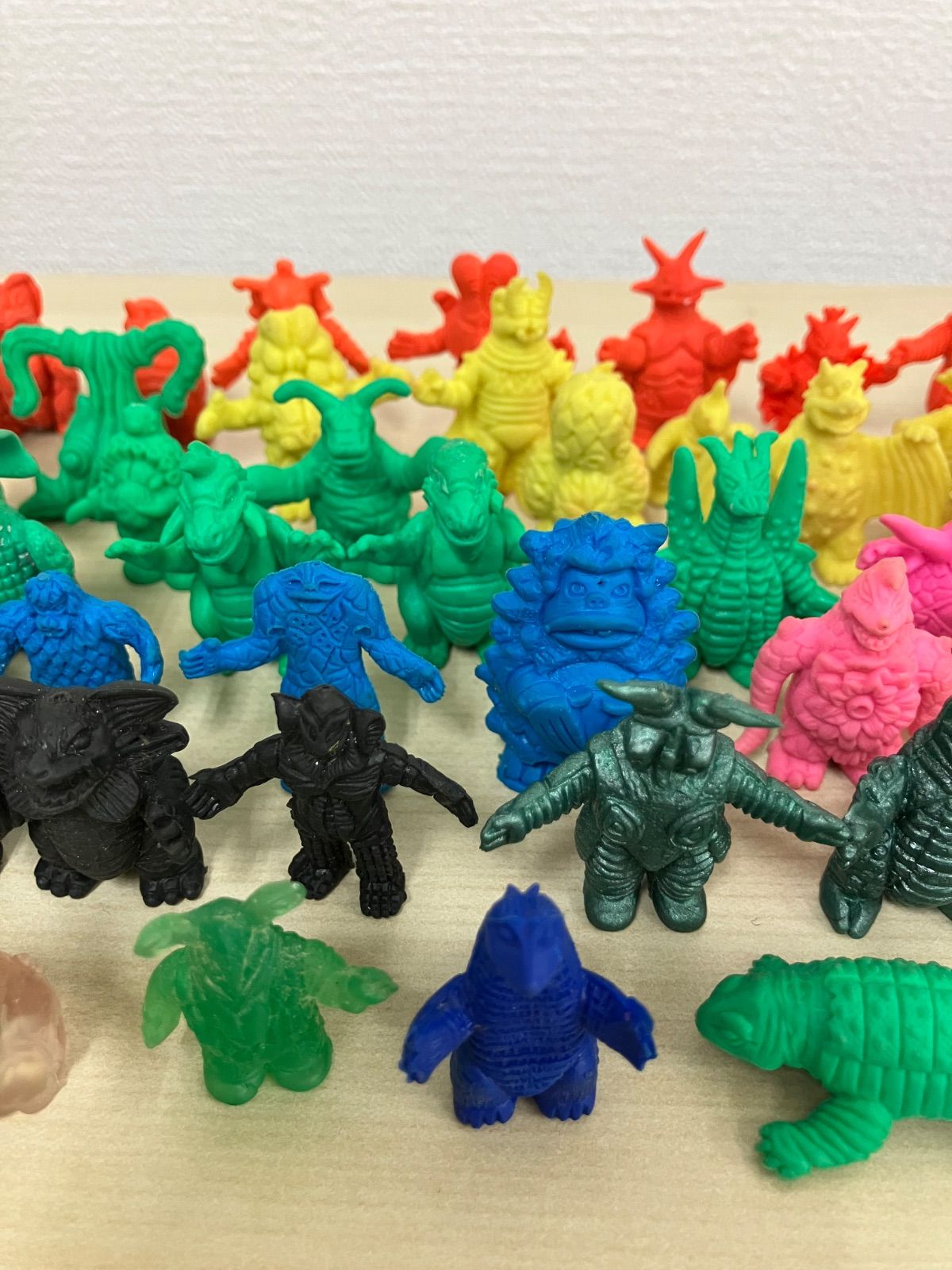 P/ウルトラ怪獣消しゴム 52体セット - メルカリ