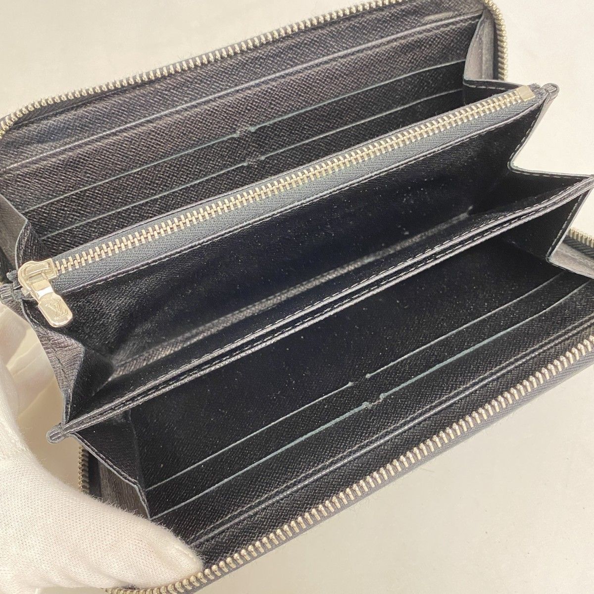 6ab0542-k】ルイヴィトン 長財布 エピ ジッピーウォレット M60072