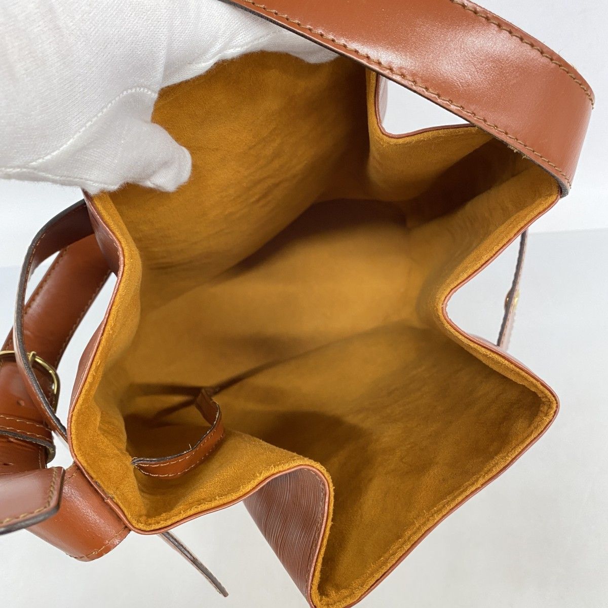 6ab0547-k】ルイヴィトン ショルダーバッグ エピ サックデポールGM