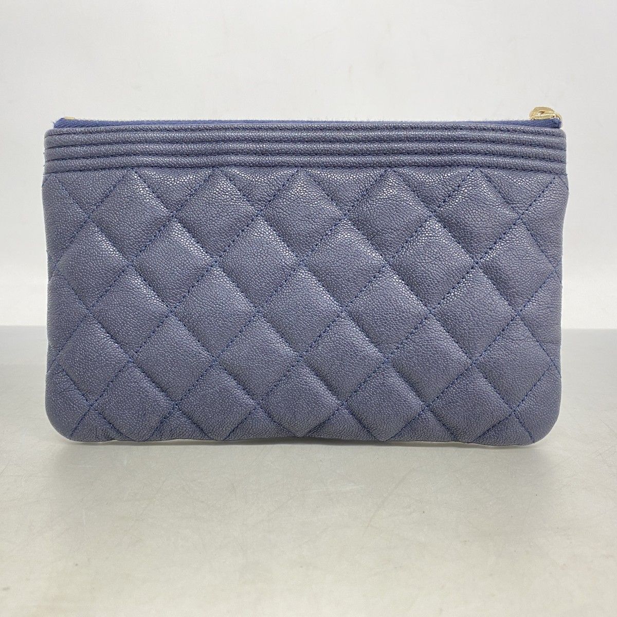 CHANEL　キャビアスキン　ポーチ　ゴールド金具 CHANEL キャビアスキン ポーチ ゴールド金具 シャネル化粧ポーチ 黒