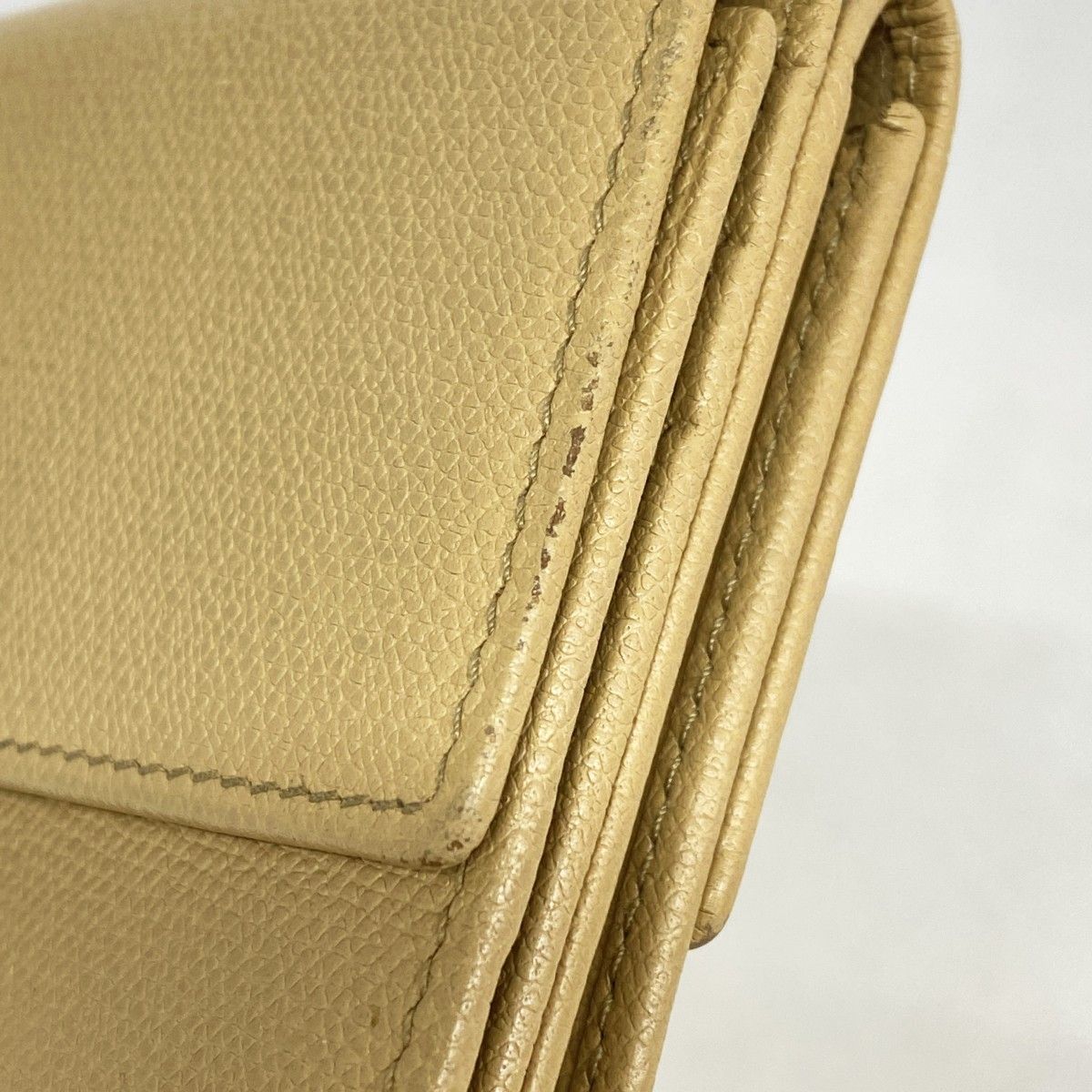 6ab0764-k】シャネル 三つ折り財布 ココボタン レザー ライトブラウン