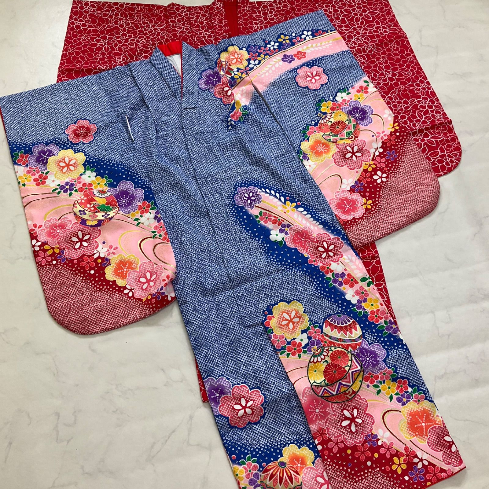 ◇kimono+one◇未使用同然◇7歳くらい用◇女の子着物◇子供着物 