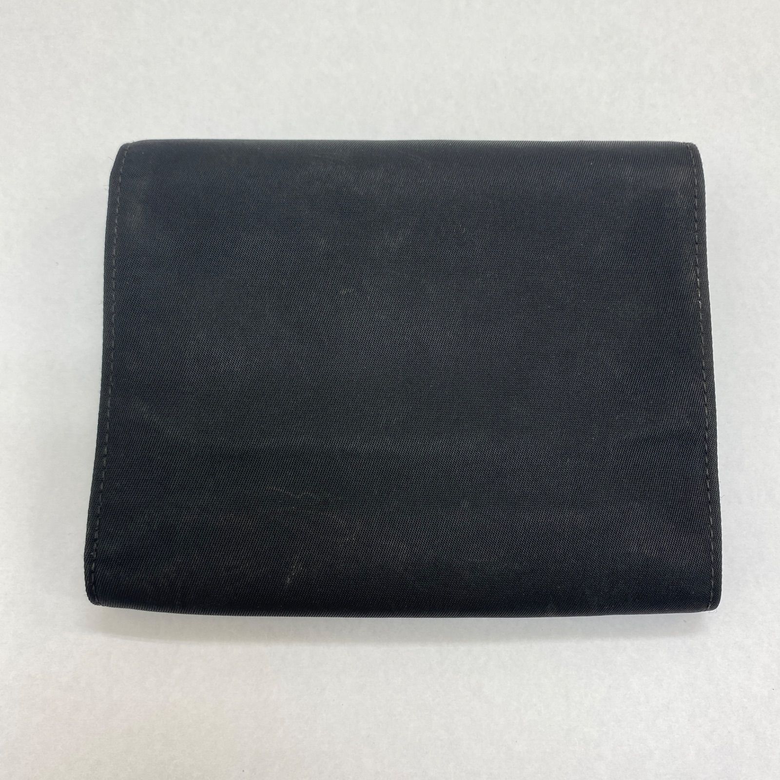 PRADA プラダ 三つ折り財布 シンプル ナイロン×レザー 三角ロゴ