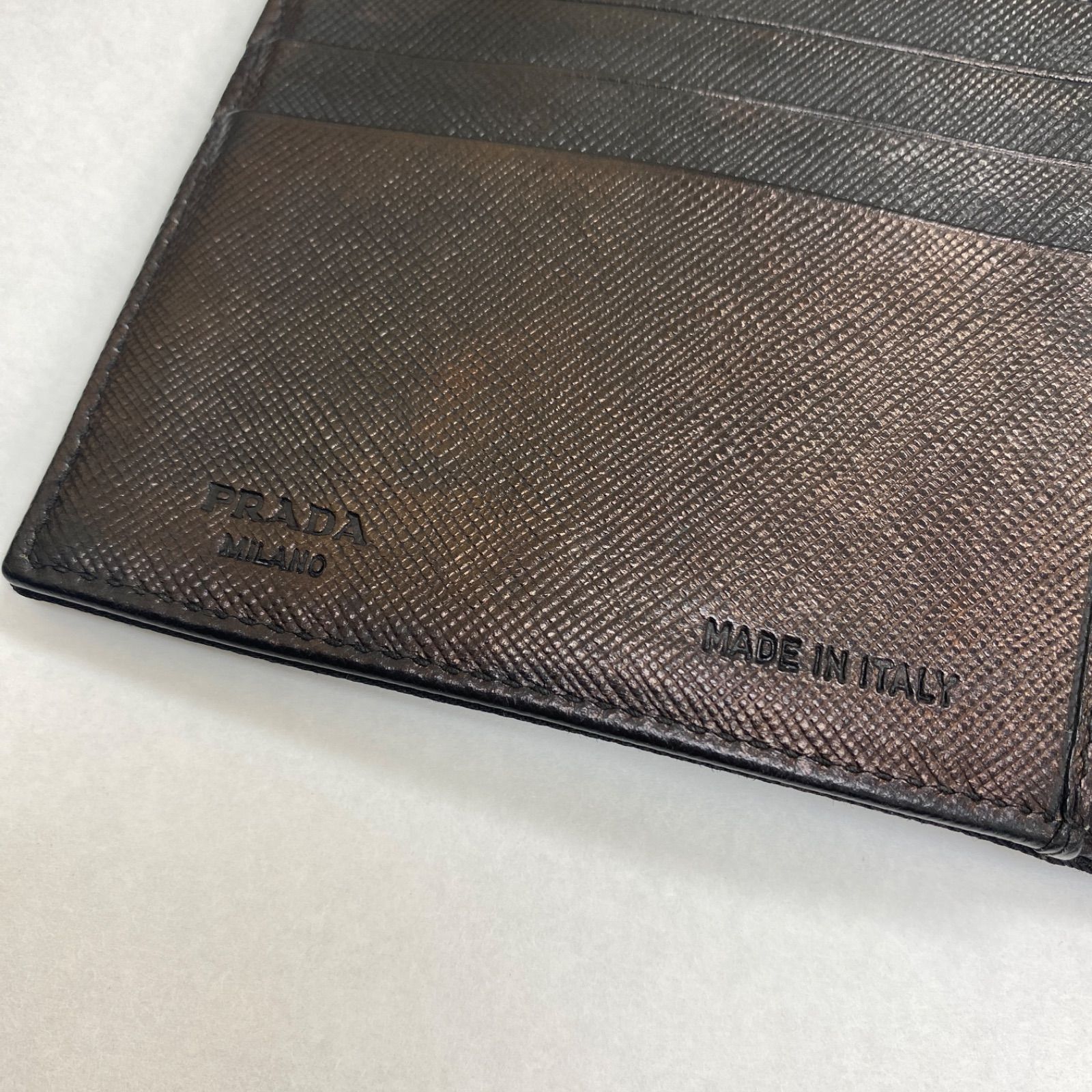 PRADA プラダ 三つ折り財布 シンプル ナイロン×レザー 三角ロゴ