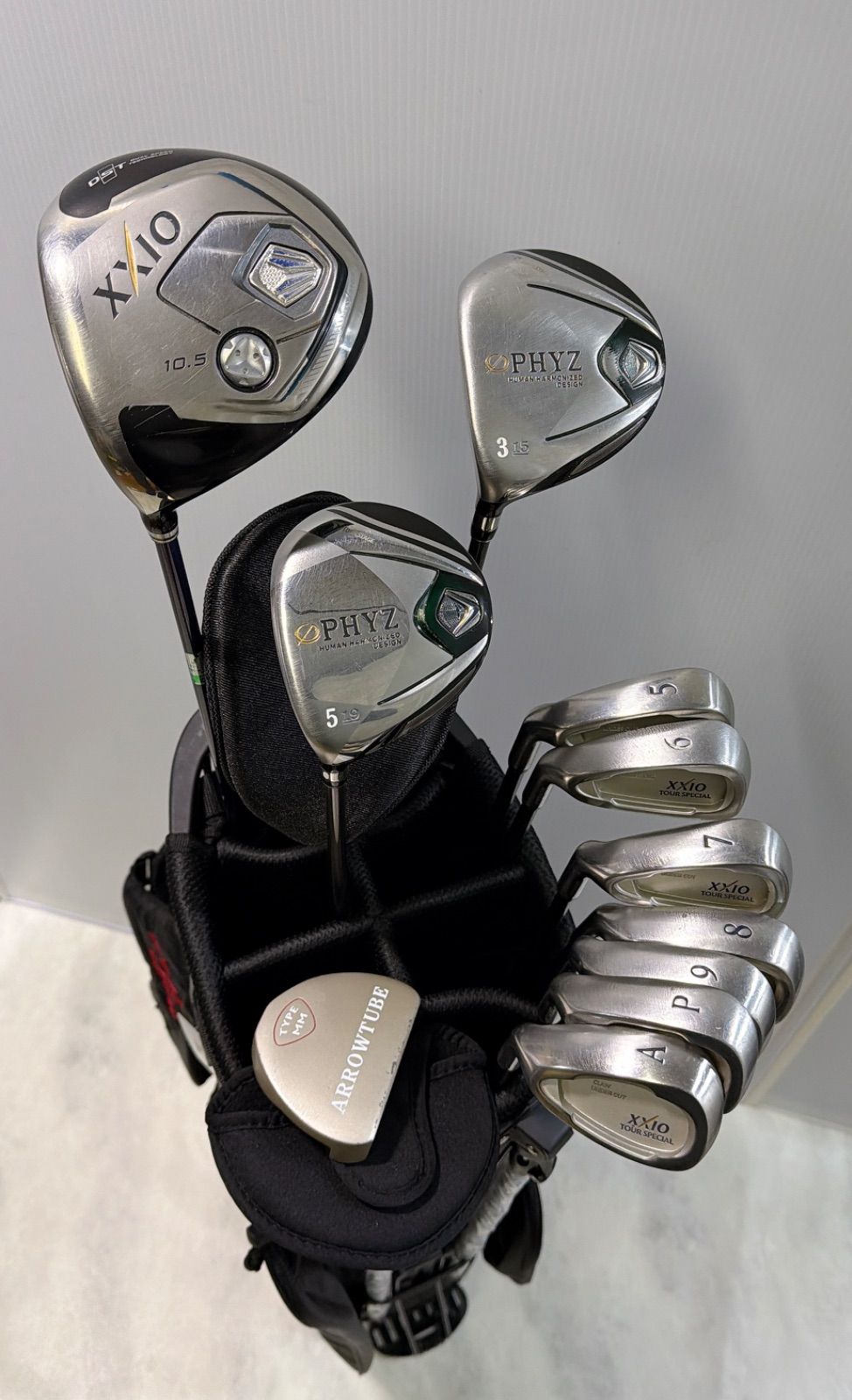 新品グリップ 新品バッグ 激レアレフティ XXIO 豪華11本 ゴルフクラブ
