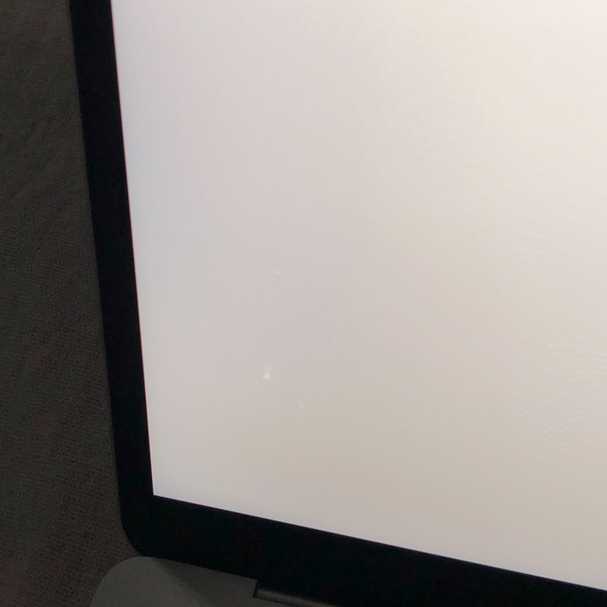 【ジャンク品】MacBookPro 2020 13インチ 初期化済 外部出力ok ジャンク品】MacBookPro 2020 13インチ 初期化済 外部出力ok ジャンク