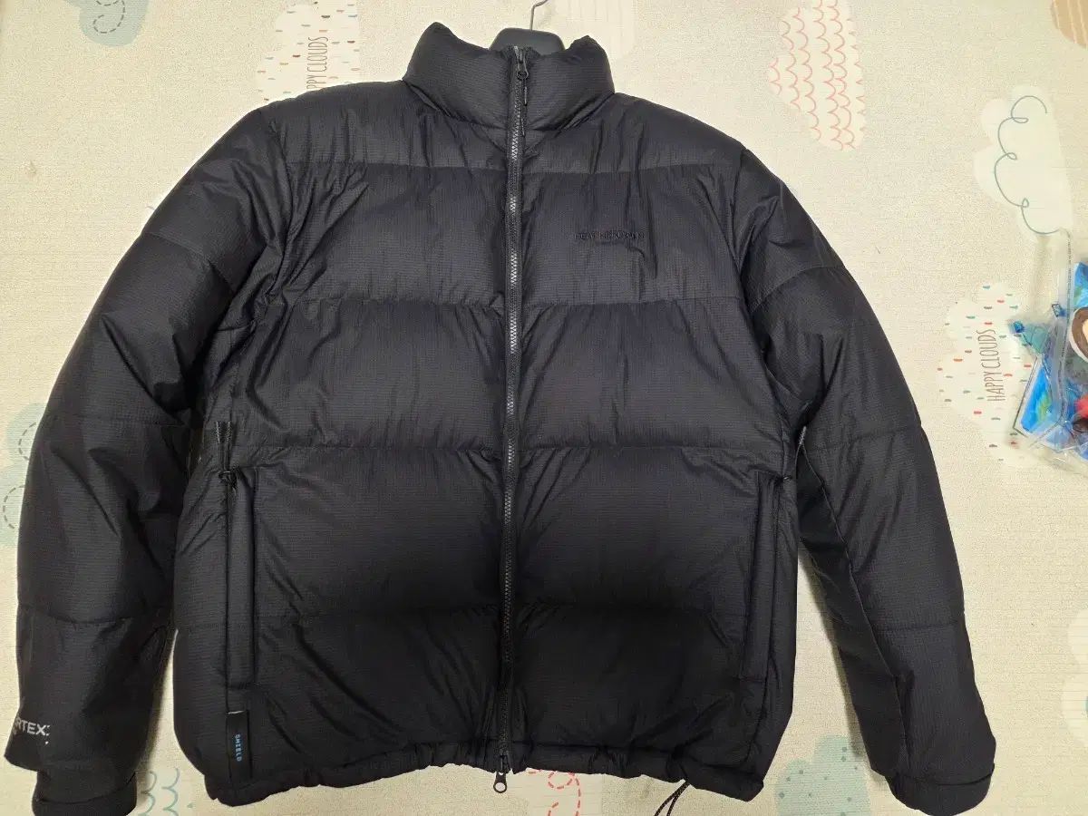 フェザーダウン コア シールド ダウン ジャケット