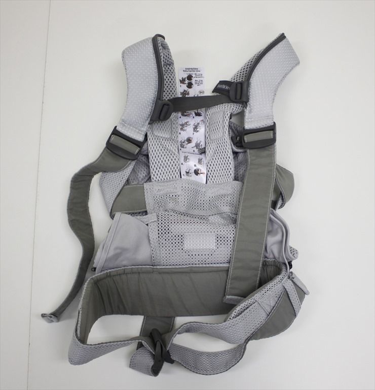 美品 ベビーキャリア ONE KAI Air シルバー 抱っこ紐 おんぶ 新生児OK