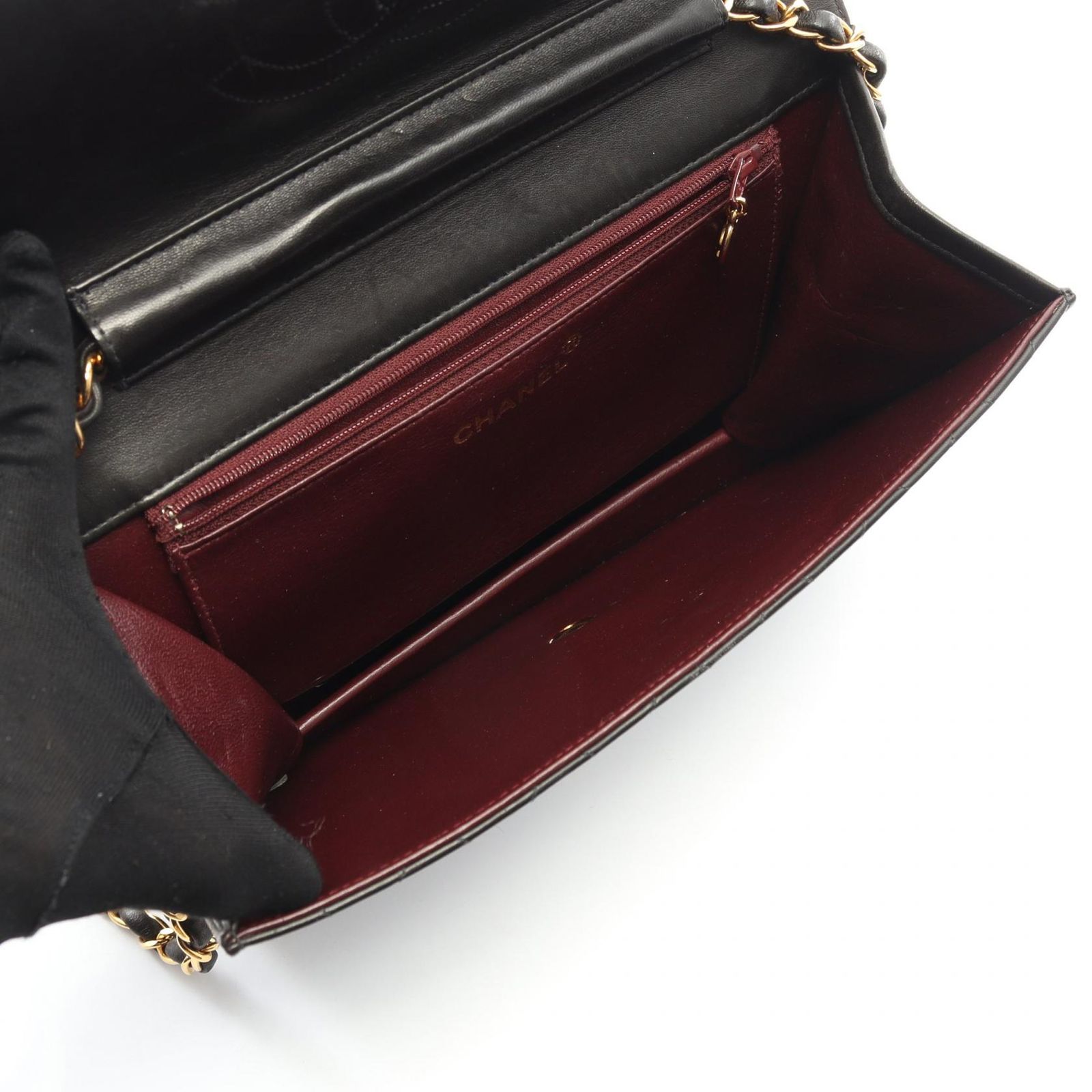 シャネル CHANEL ショルダーバッグ マトラッセ ブラック ラムスキン