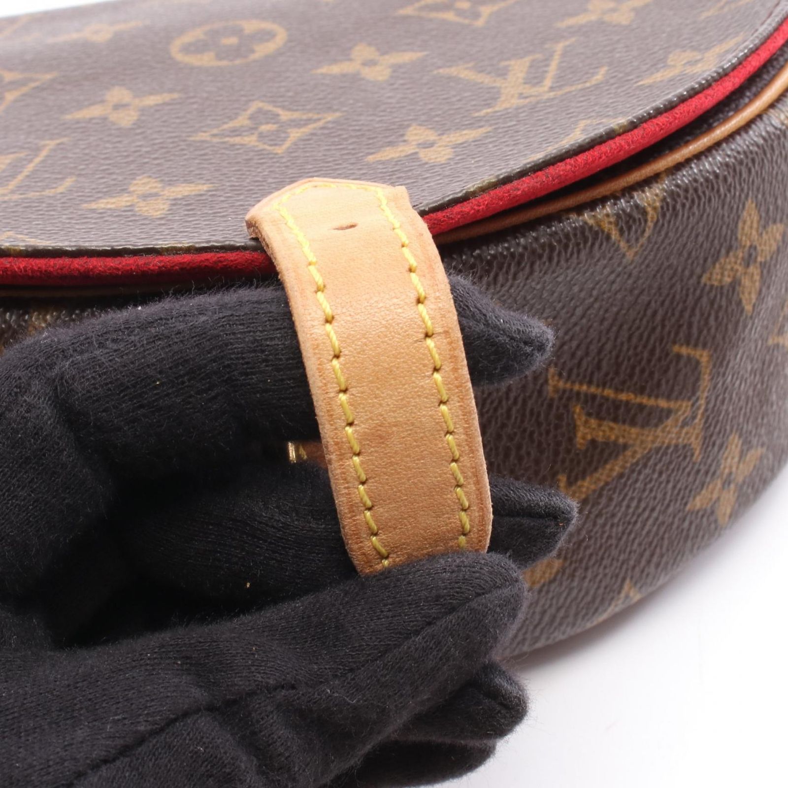 ルイ・ヴィトン LOUIS VUITTON ショルダーバッグ タンブラン M51179