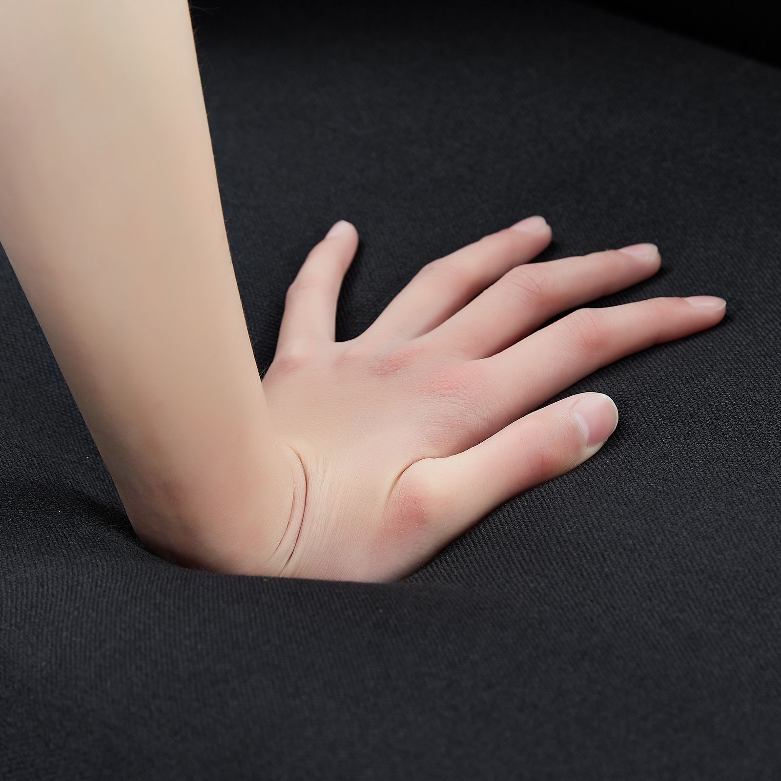 左右側とも取り付けるアームレスト