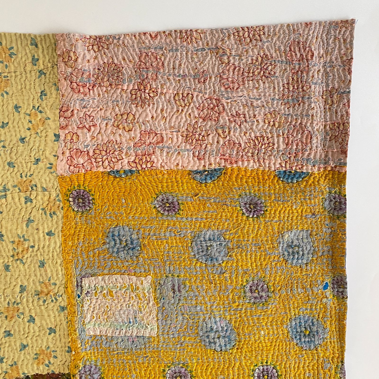 3558 ラリーキルト カンタキルト オールドファブリック ハギレ インド