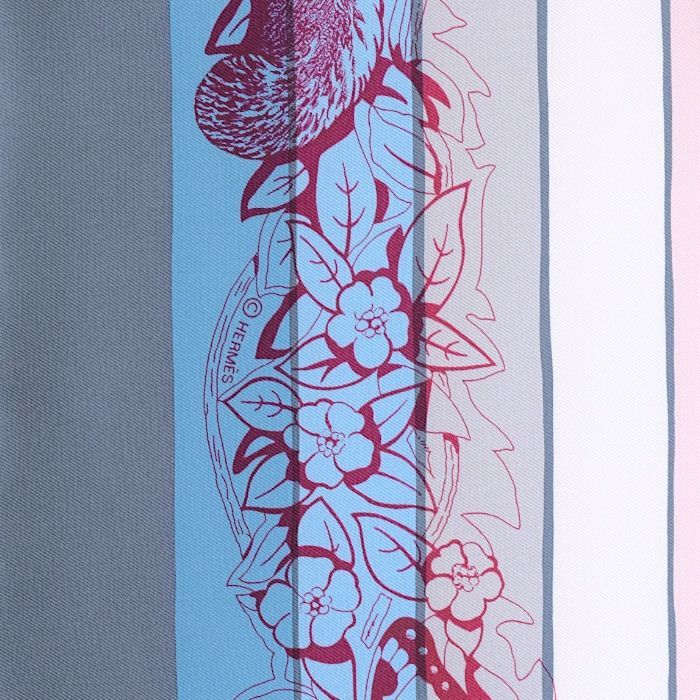 エルメス HERMES スカーフ カレ 90 シルク 100% JUNGLE LOVE RAINBOW