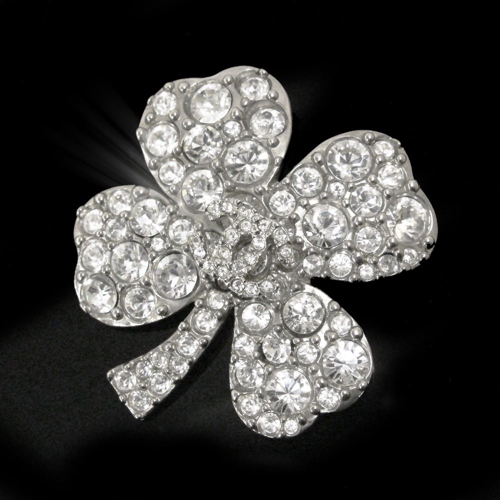 CHANEL ラインストーンクローバーブローチ 国内正規品・未使用品】シャネル CHANEL クローバー 四つ葉 フラワー