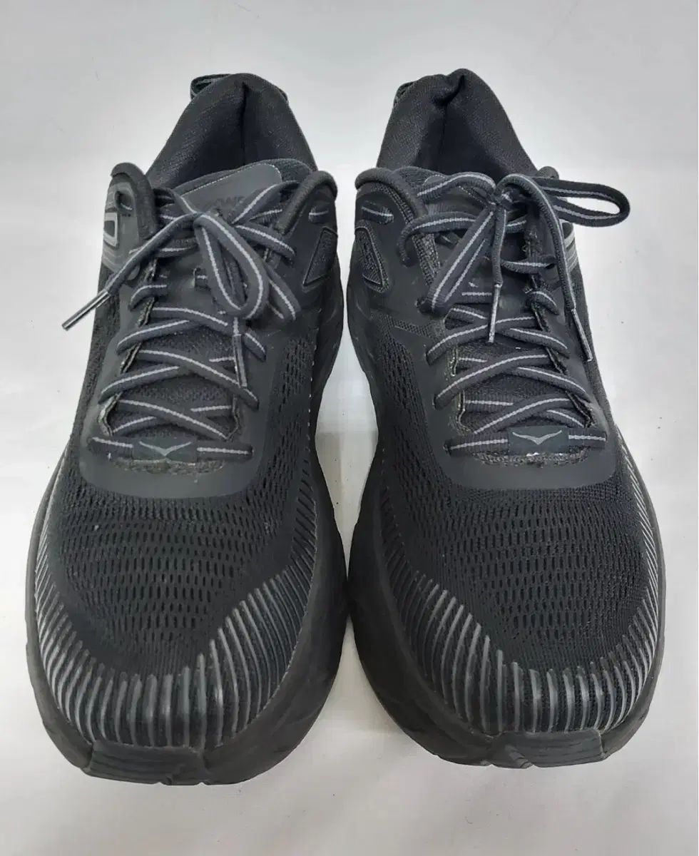 HOKA ONE ホカオネオネ ボンダイ7 ランニングシューズ 270