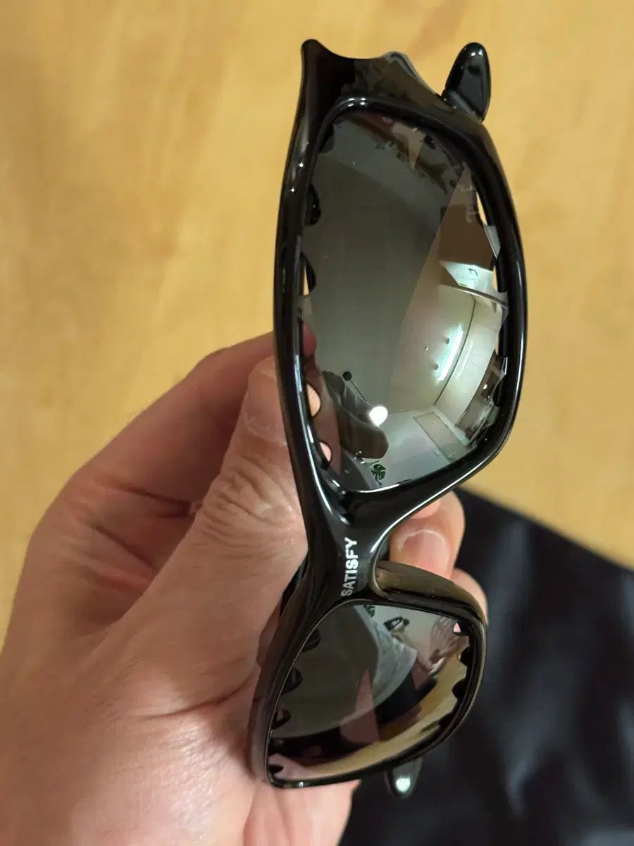  オークリー x セティスパイ ストレートジャケット ブラック サングラス 小物